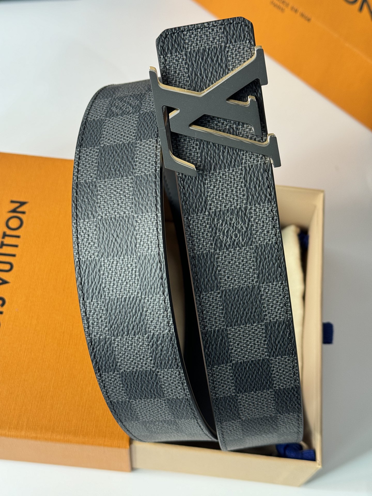 Louis Vuitton Basic Belt 40mm-s-m-l