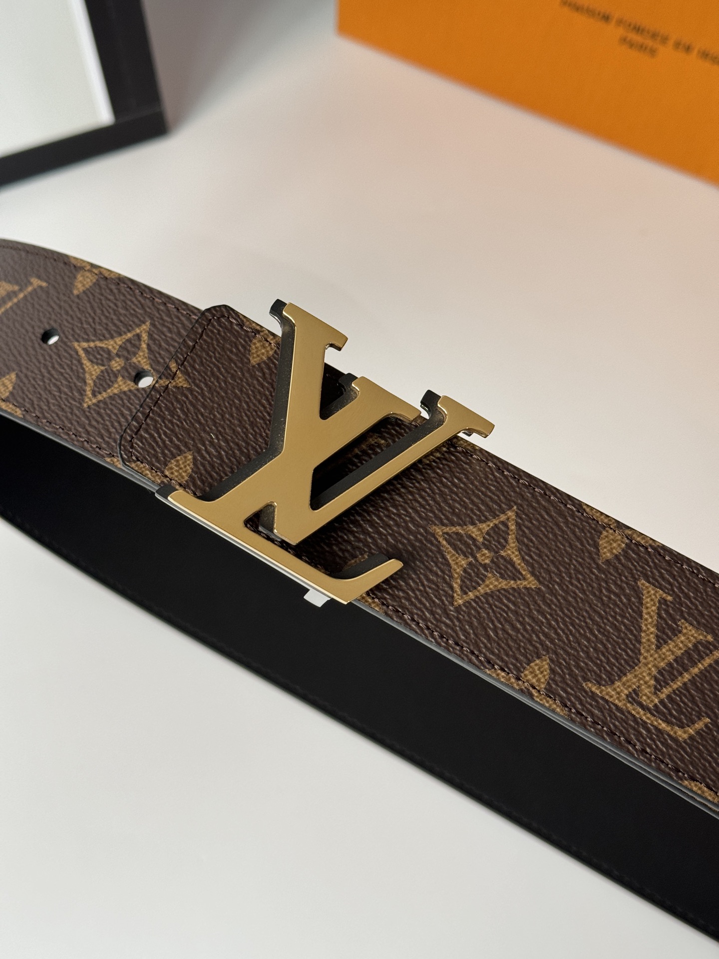 Louis Vuitton Basic Belt 40mm-s-m-l