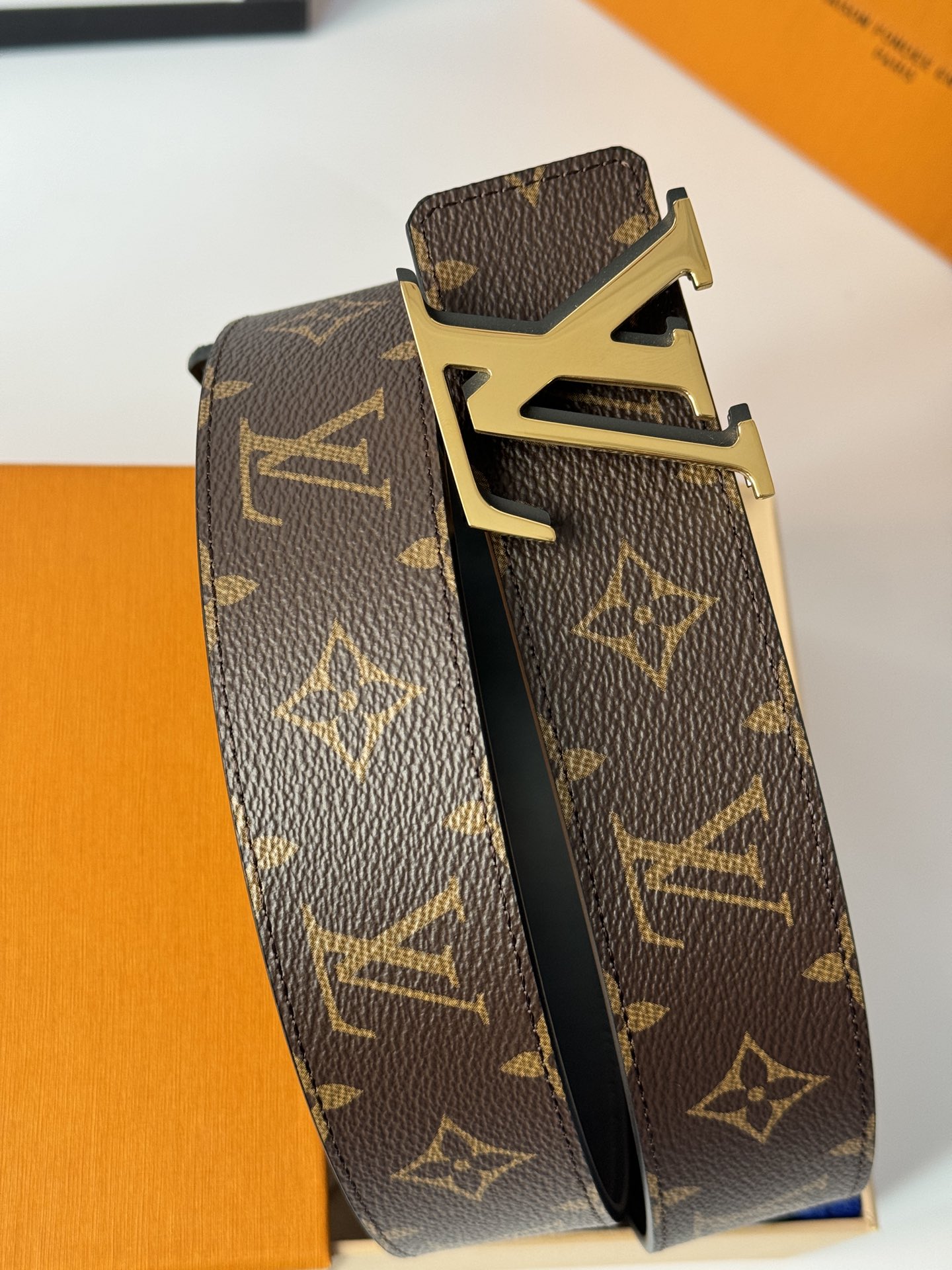 Louis Vuitton Basic Belt 40mm-s-m-l