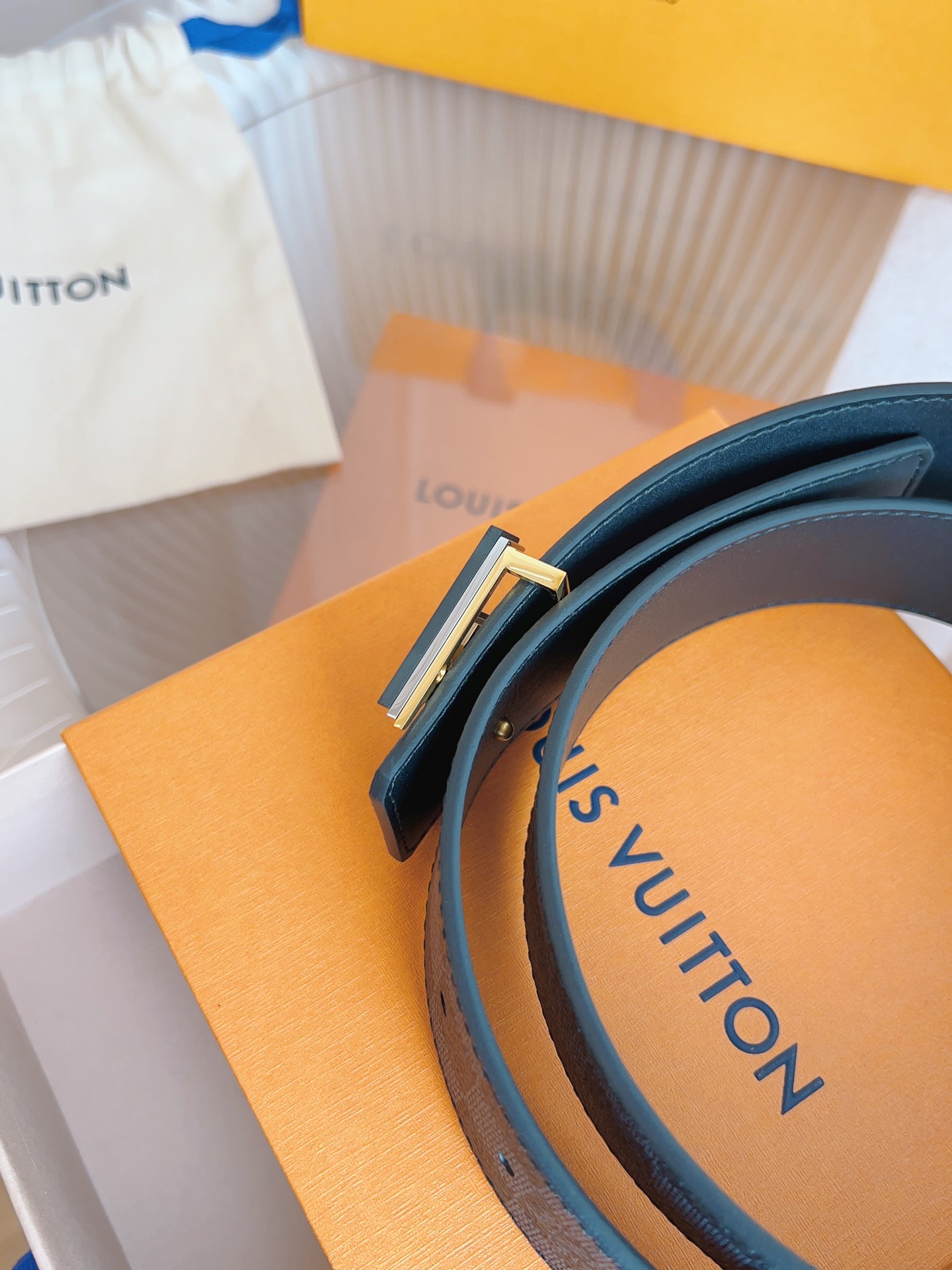 Louis Vuitton Basic Belt Top Grain Leather Black M-l