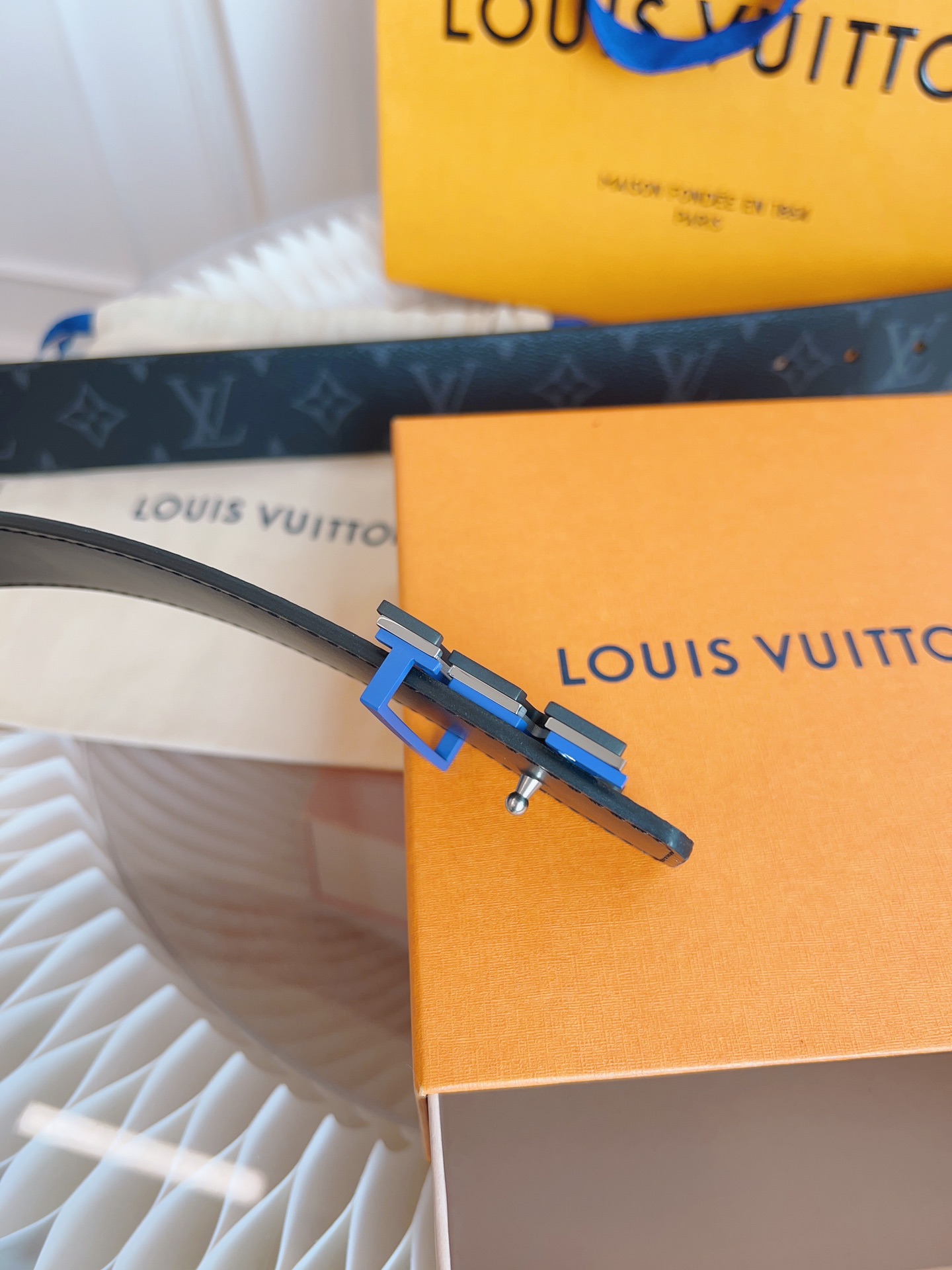 Louis Vuitton Basic Belt Top Grain Leather Black M-l
