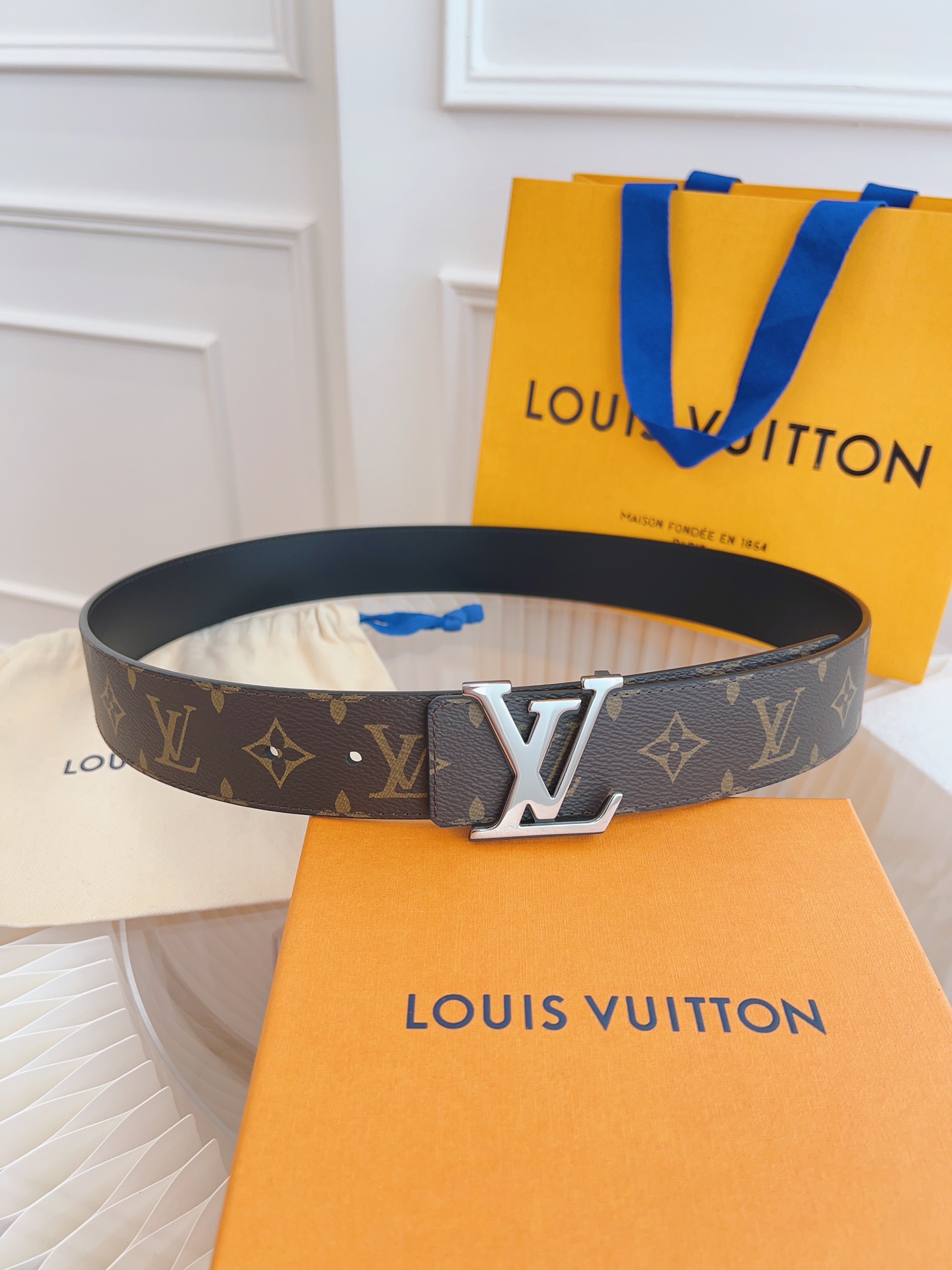 Louis Vuitton Basic Belt Cow Leather Black M-l