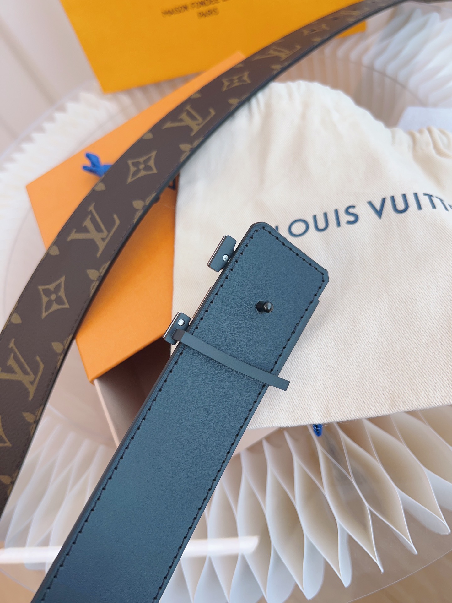 Louis Vuitton Basic Belt Cow Leather Black M-l