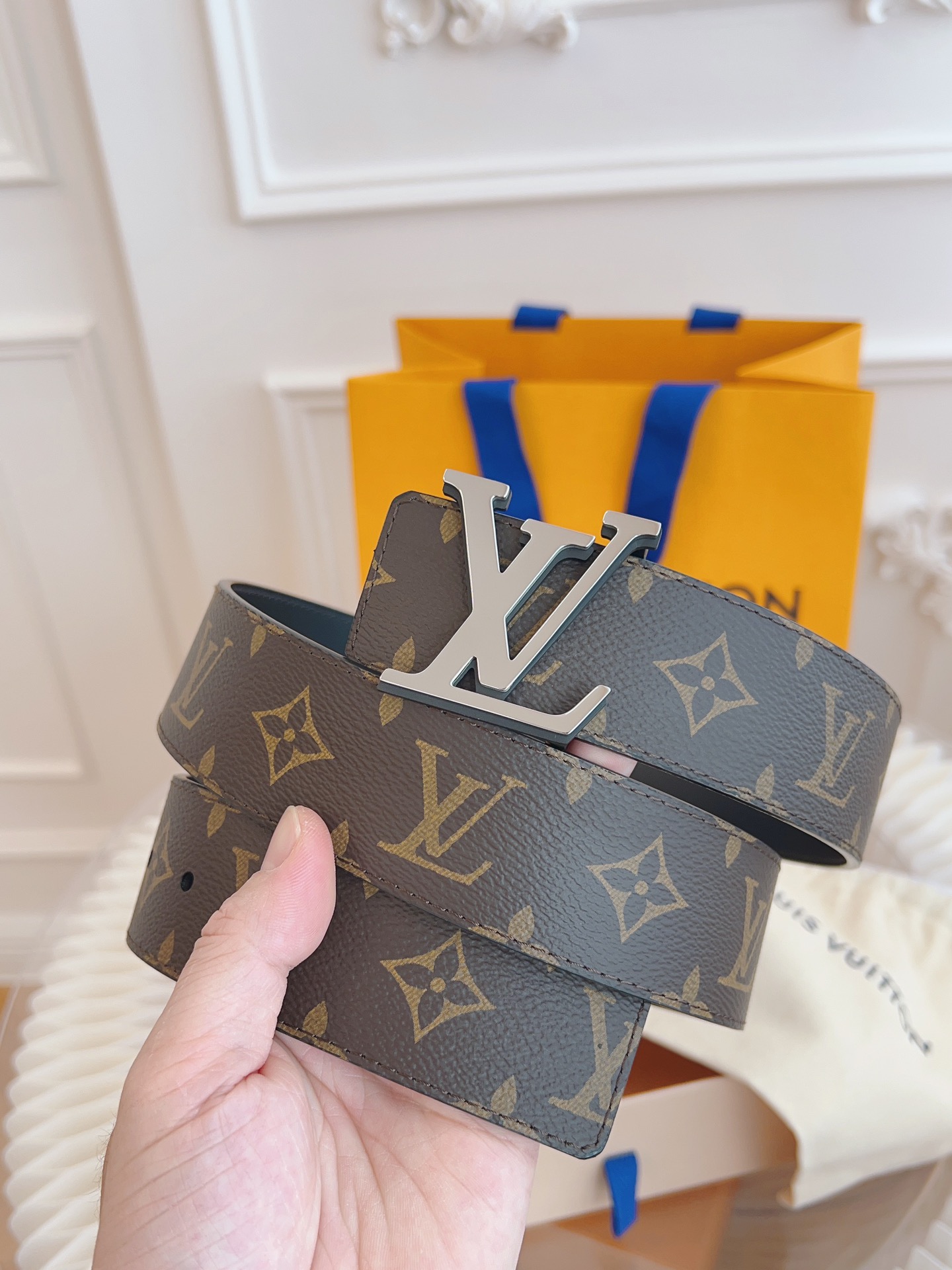 Louis Vuitton Basic Belt Cow Leather Black M-l