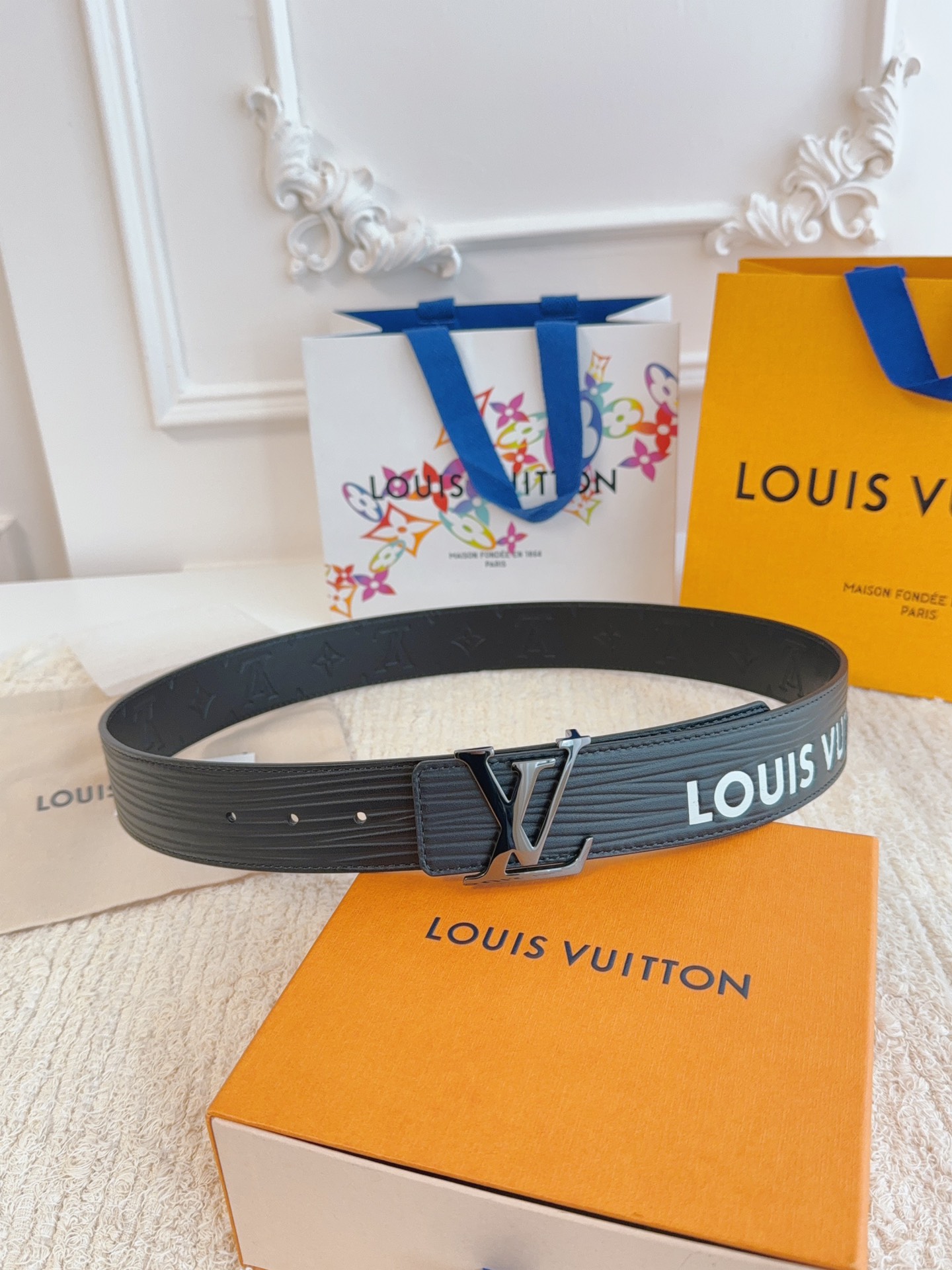 Louis Vuitton Basic Belt M-l