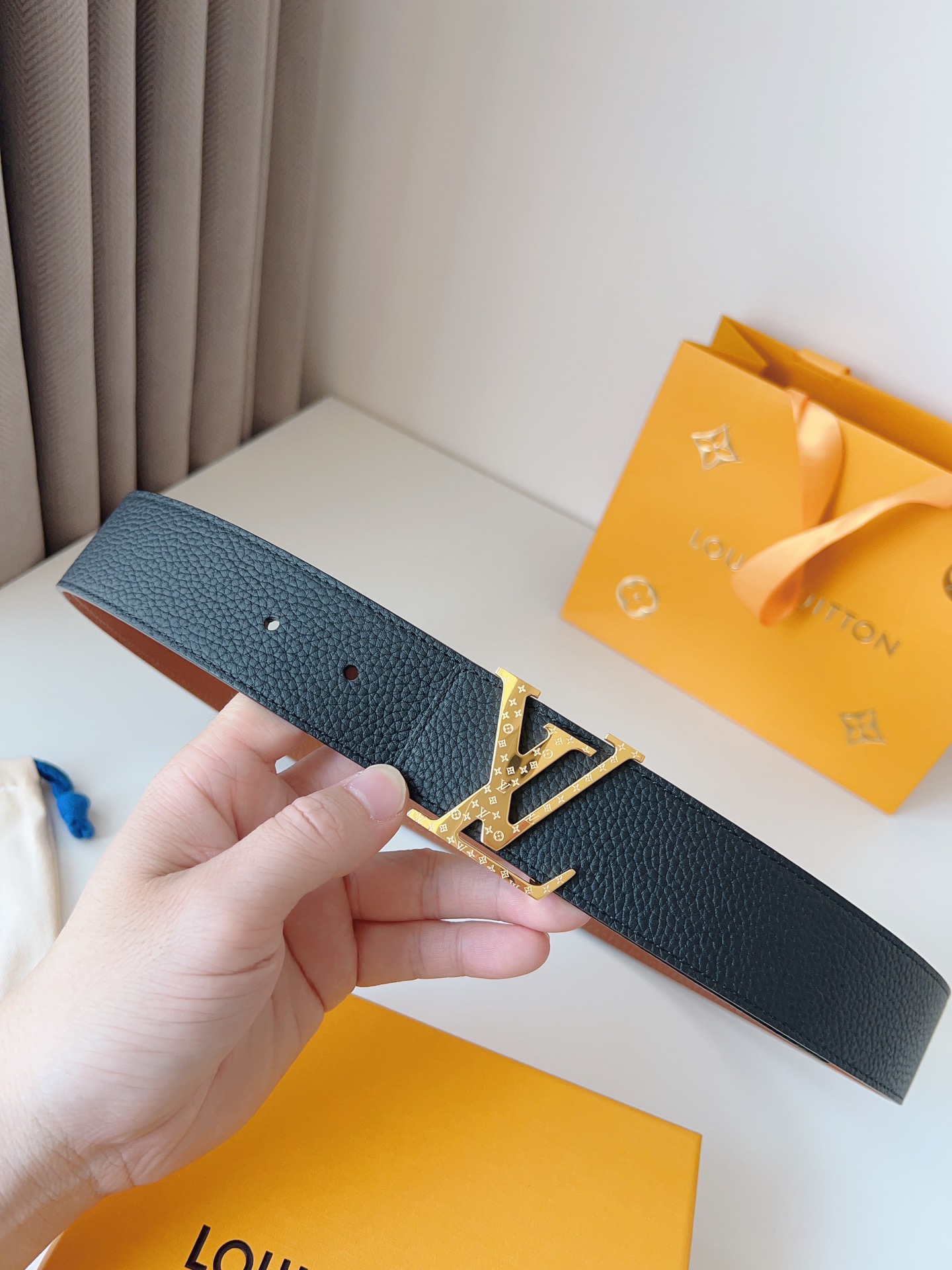 Louis Vuitton Basic Belt 40mm-l