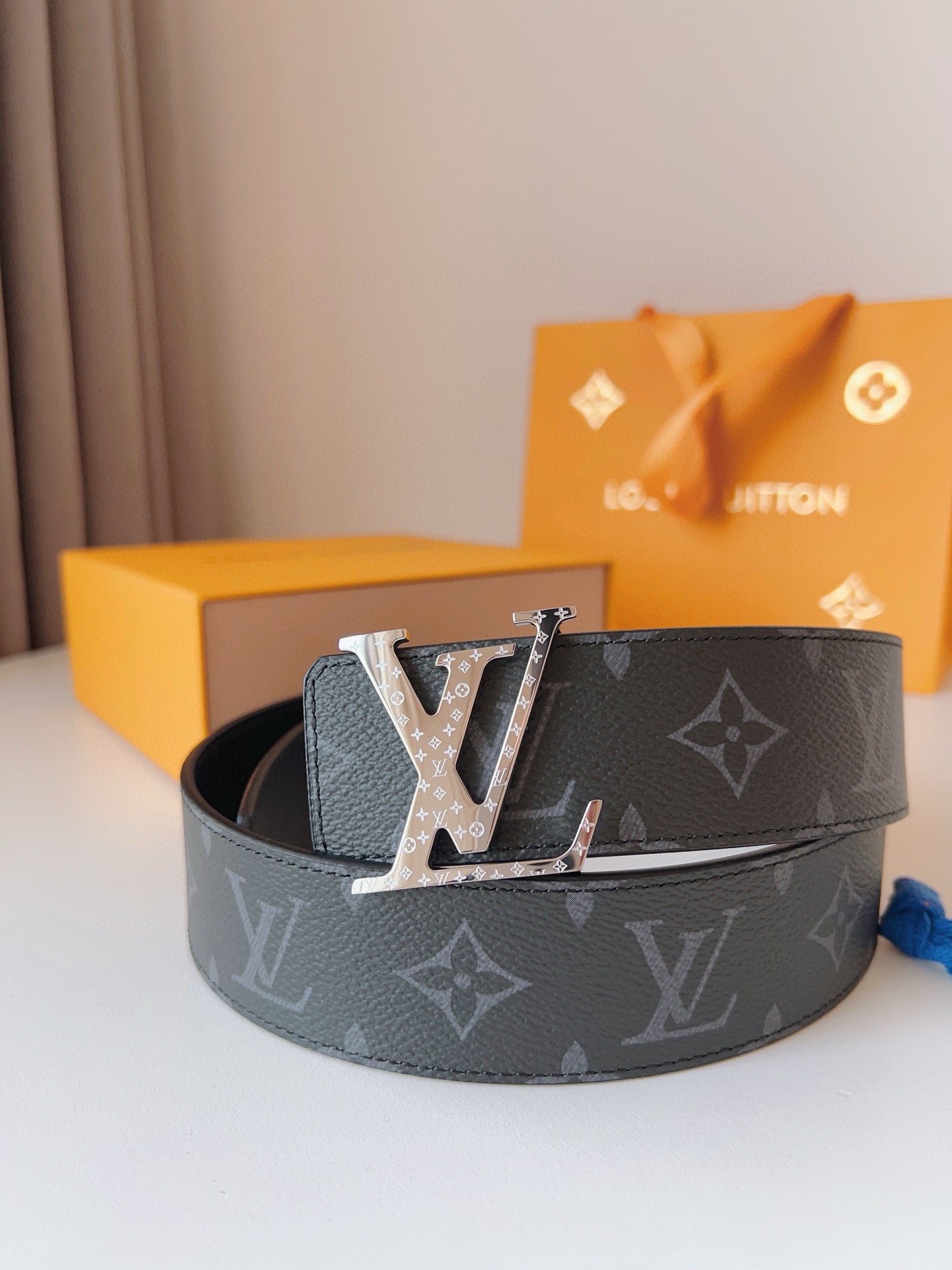 Louis Vuitton Basic Belt 40mm-l