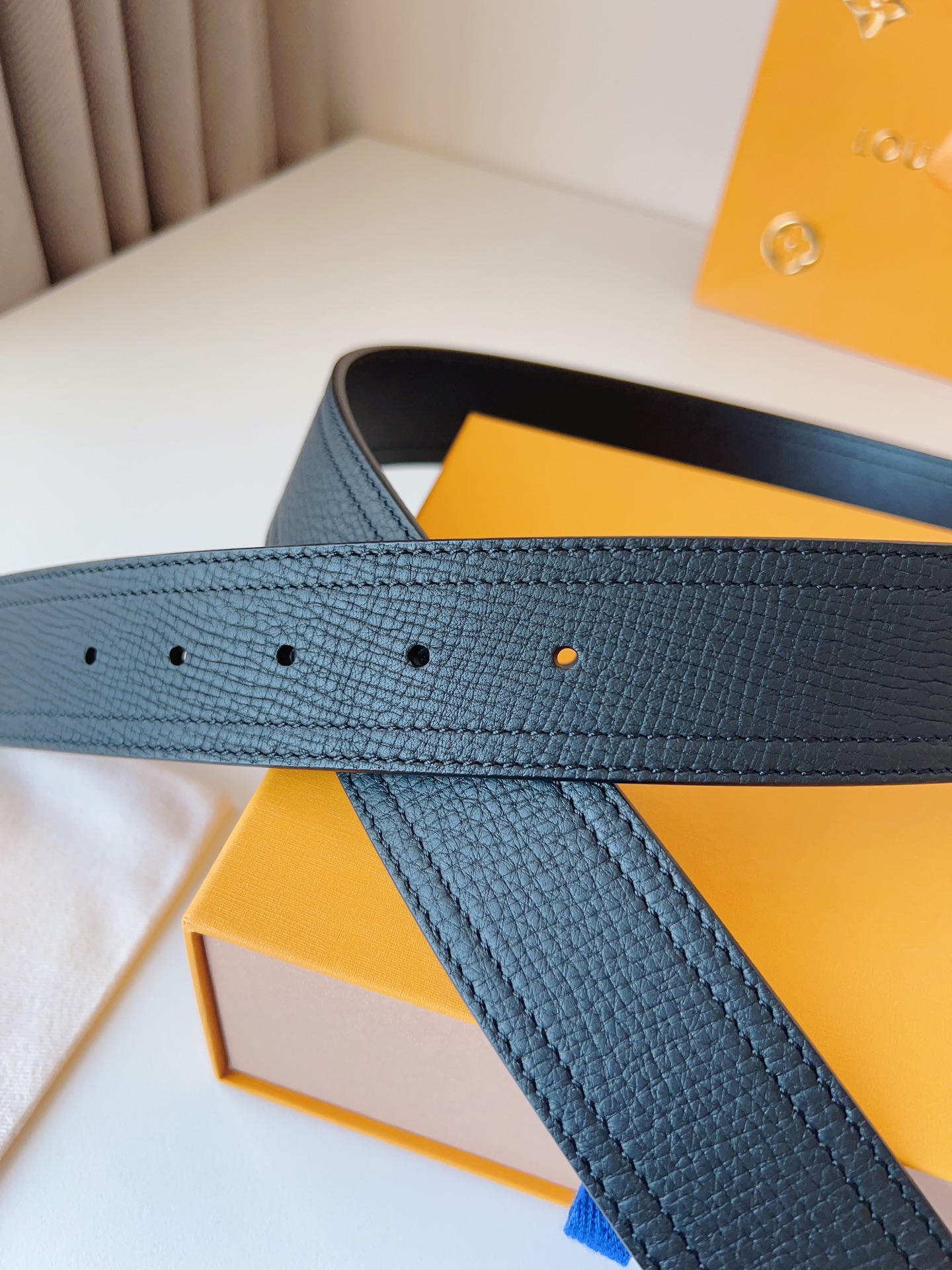 Louis Vuitton Basic Belt Cow Leather Black S-m-l