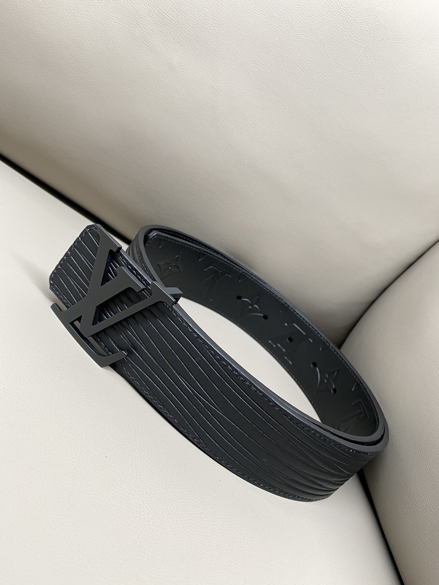 Louis Vuitton Basic Belt Cow Leather S-l