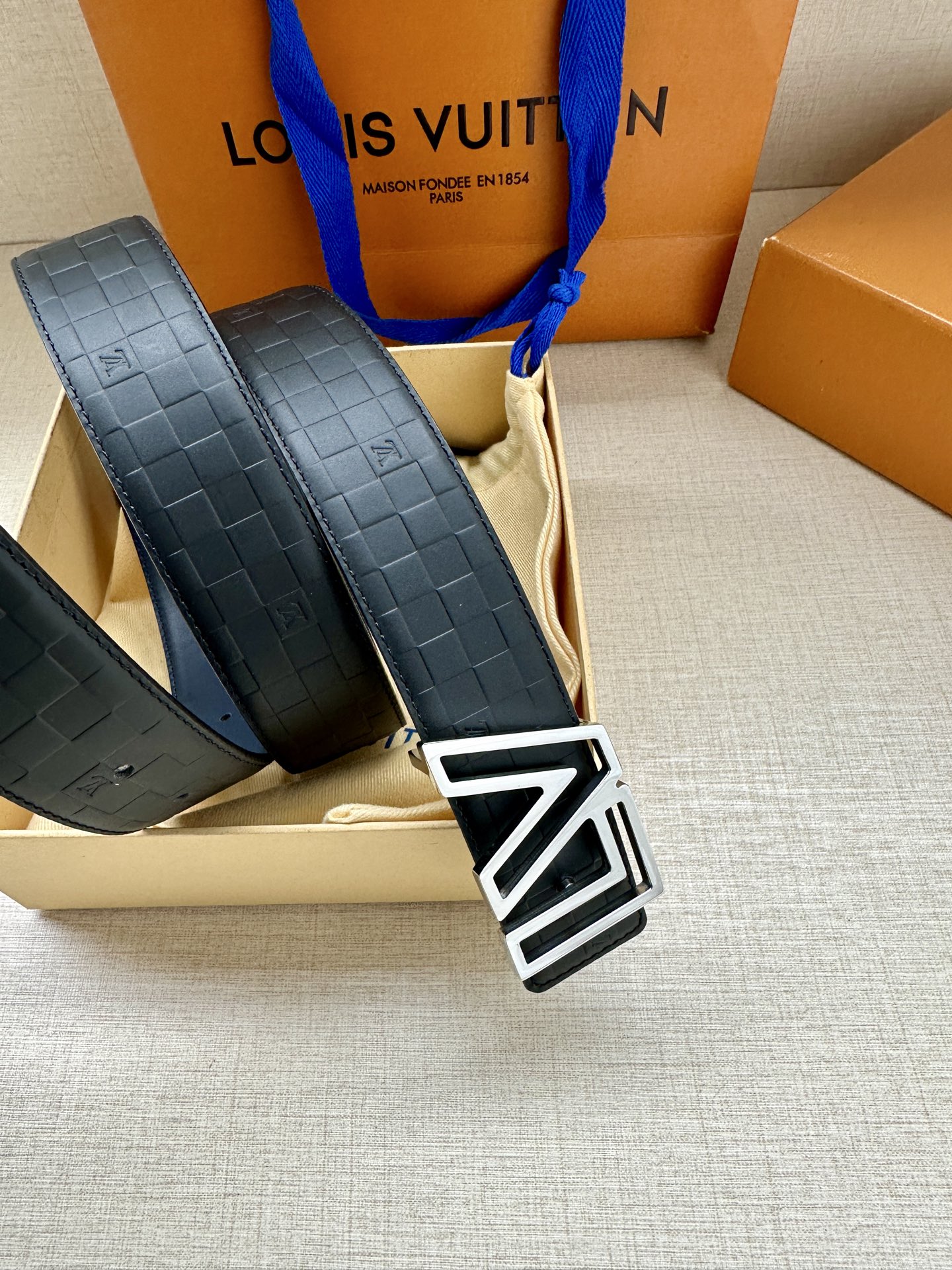 Louis Vuitton Basic Belt Cow Leather M-l