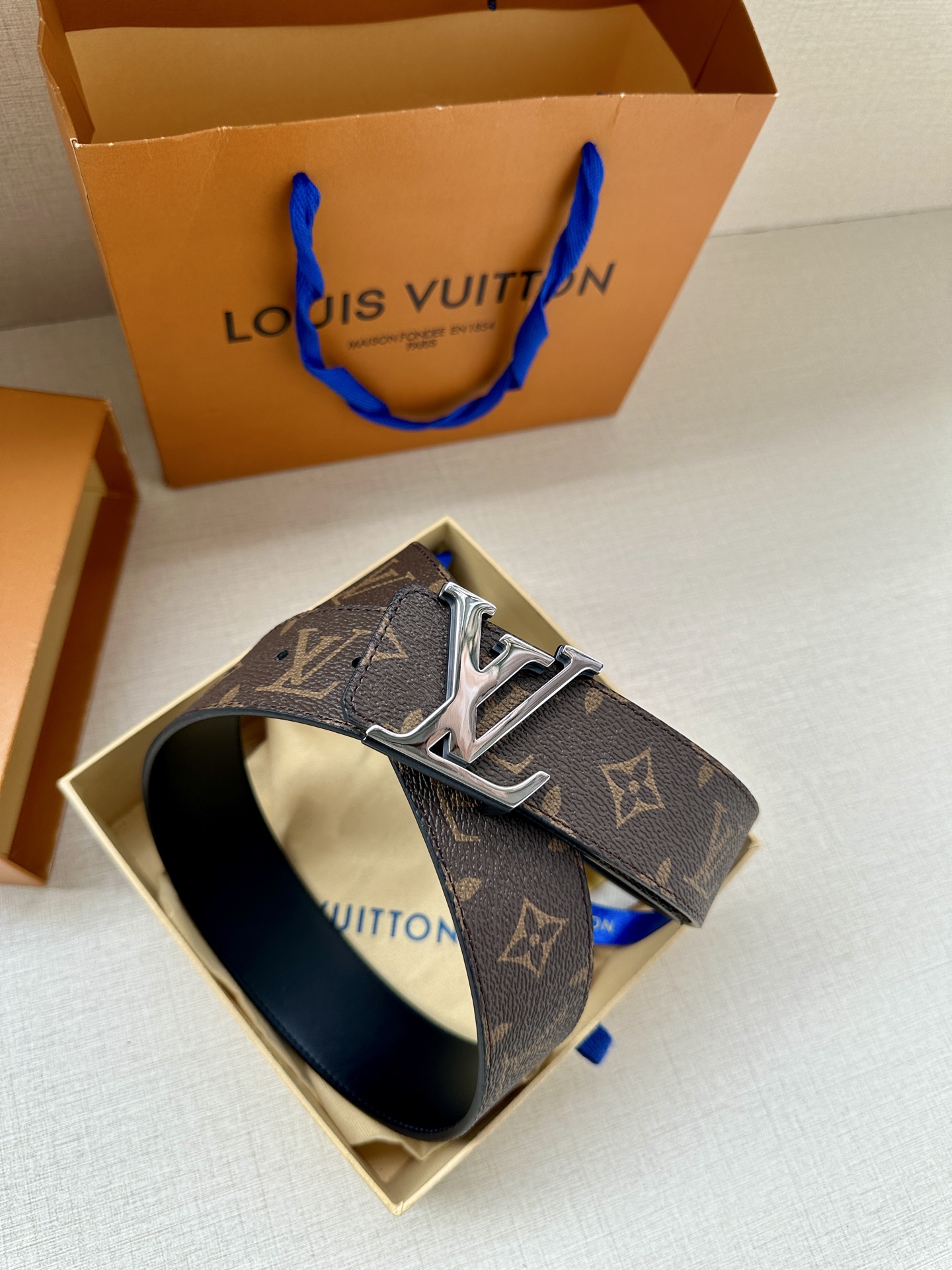 Louis Vuitton Basic Belt Cow Leather M-l