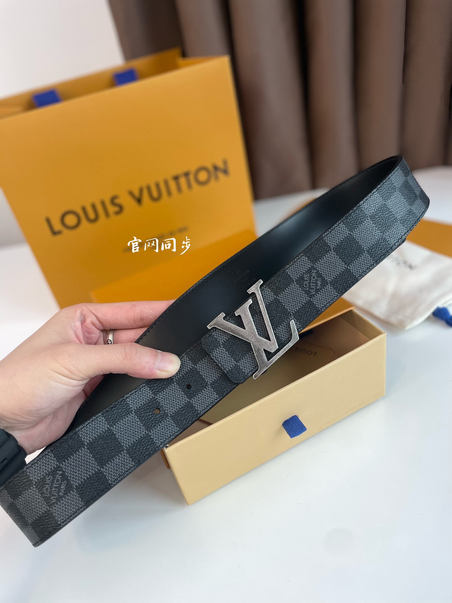 Louis Vuitton Basic Belt L