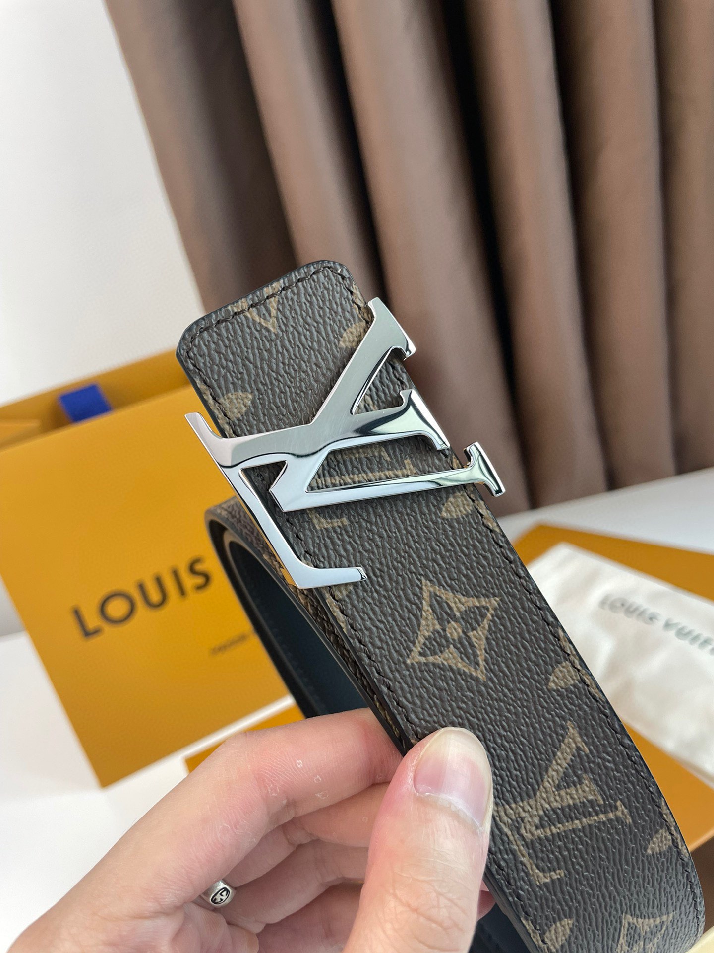 Louis Vuitton Basic Belt L