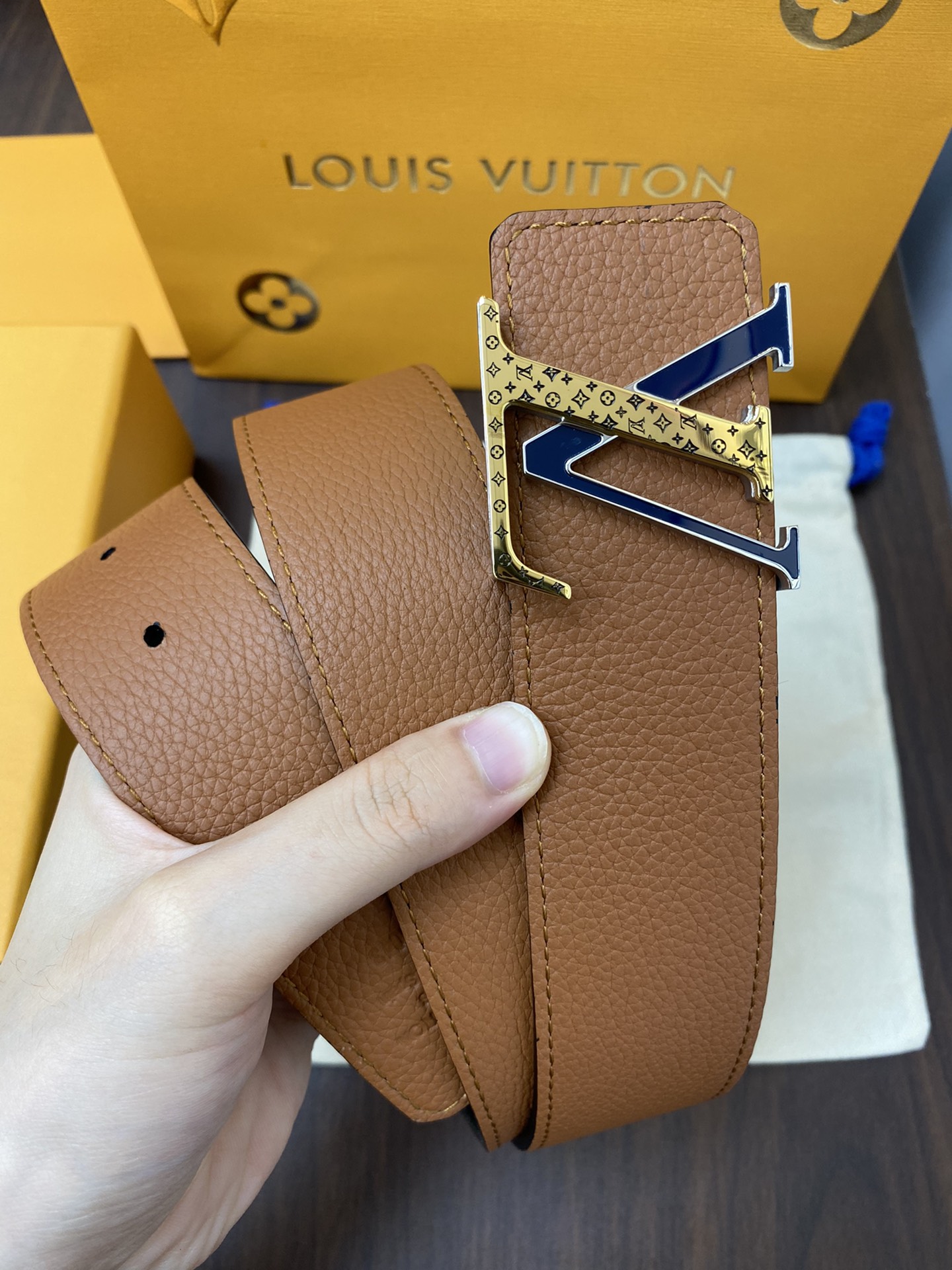 Louis Vuitton Basic Belt L