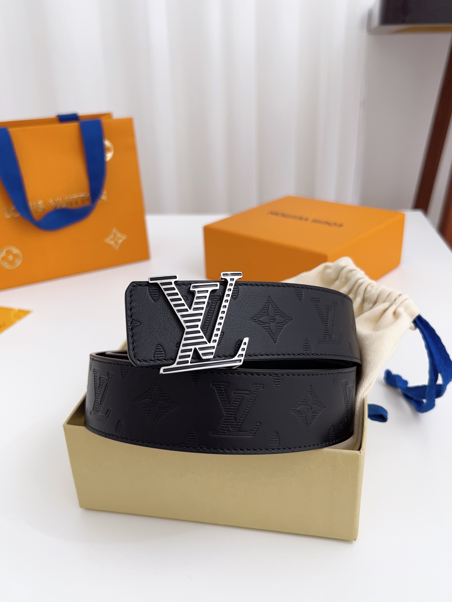 Louis Vuitton Basic Belt Cow Leather Black 40mm-125cm-l