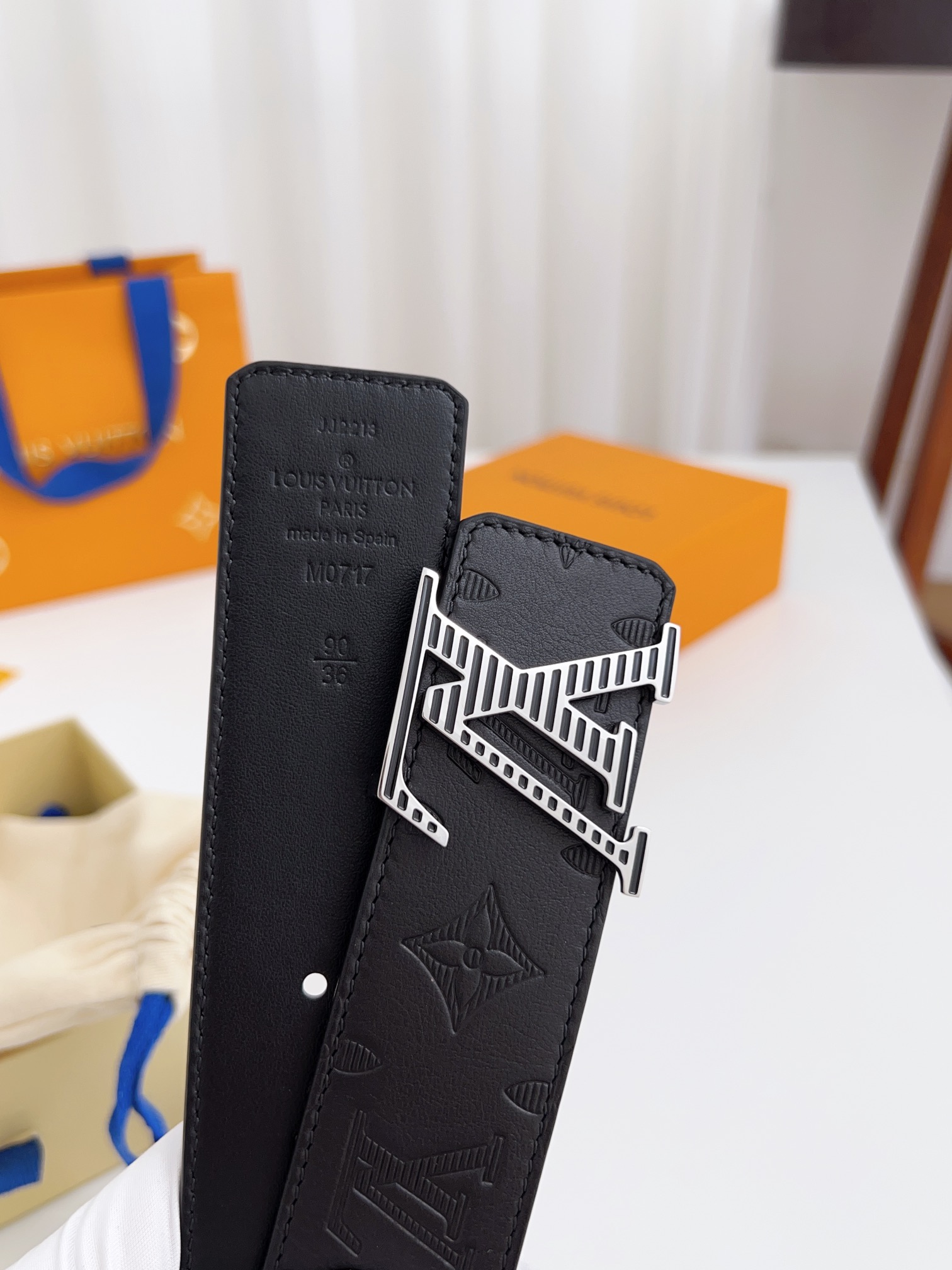 Louis Vuitton Basic Belt Cow Leather Black 40mm-125cm-l