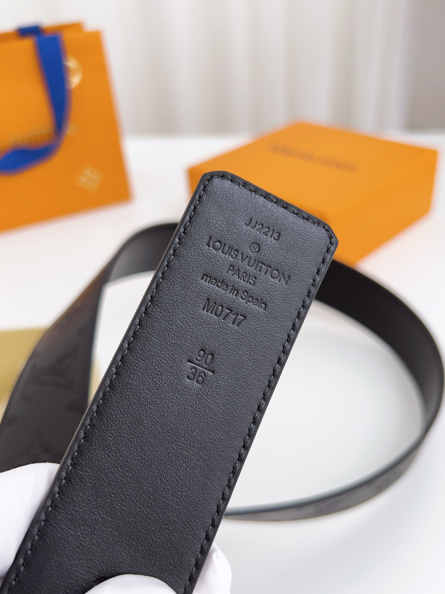 Louis Vuitton Basic Belt Cow Leather Black 40mm-125cm-l