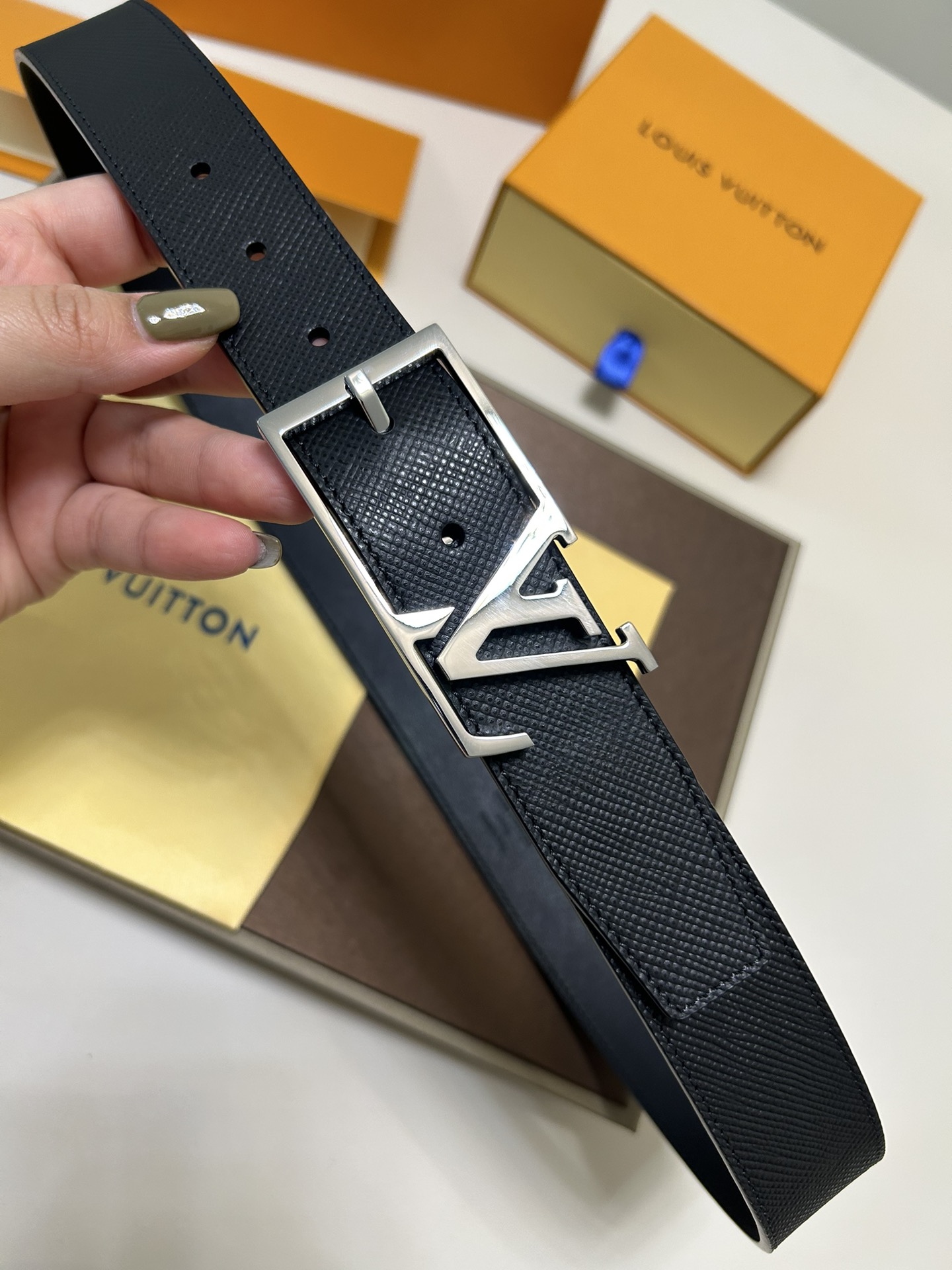 Louis Vuitton Male Basic Belt S-m-l