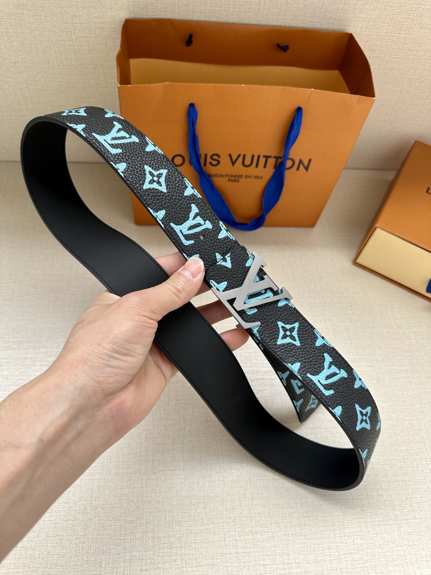 Louis Vuitton Male Basic Belt Cow Leather S-m-l