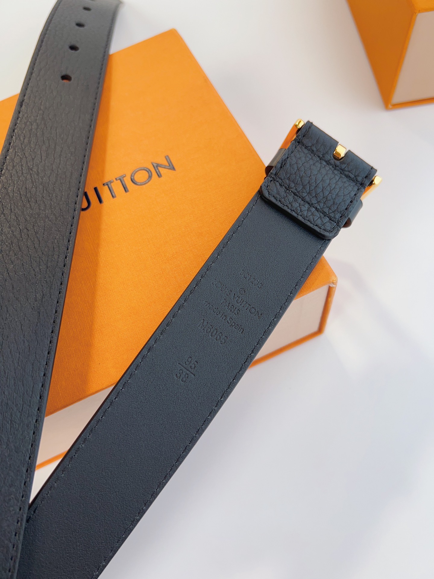 Louis Vuitton Male Leather Belt Top Grain Leather 13514-m-l