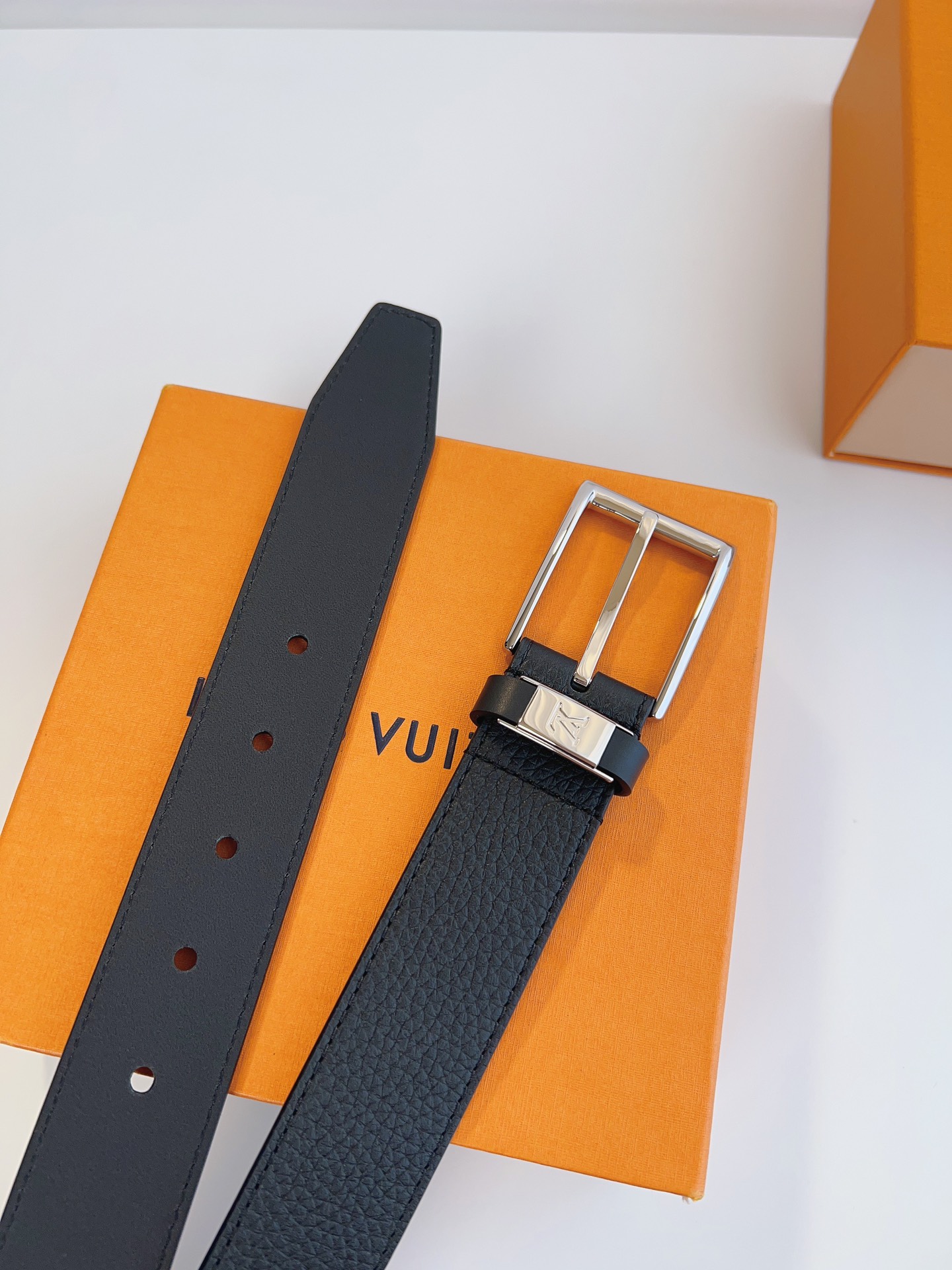 Louis Vuitton Male Leather Belt Top Grain Leather 13514-m-l