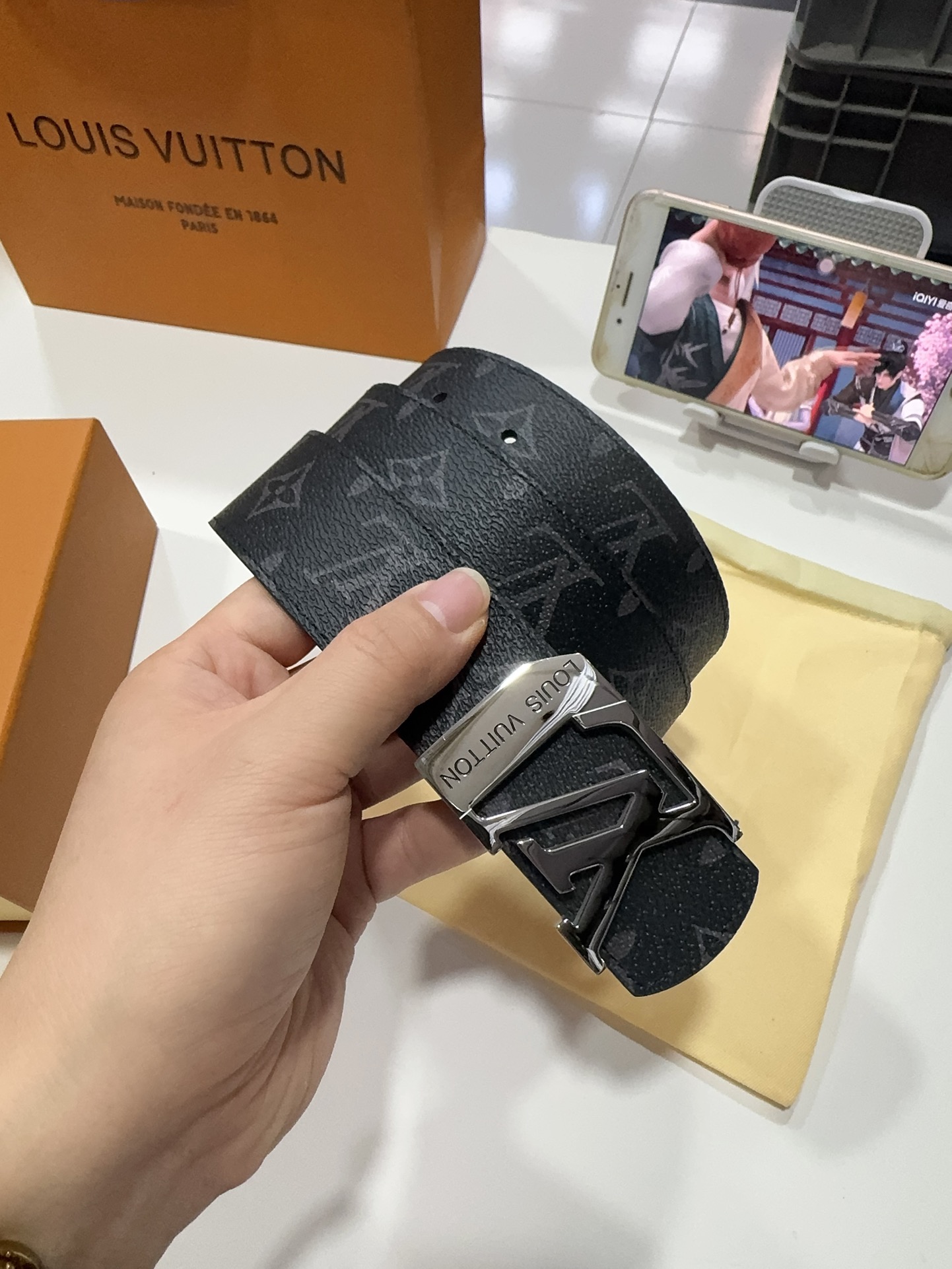 Louis Vuitton Basic Belt 40mm-l