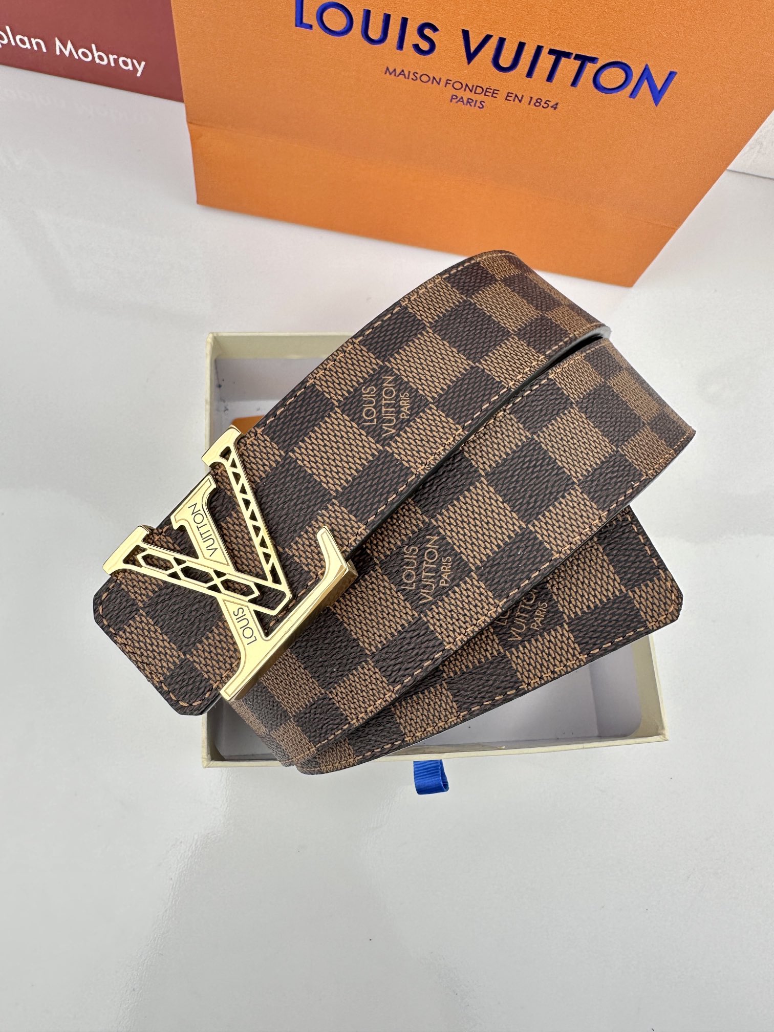 Louis Vuitton Basic Belt 40mm-l