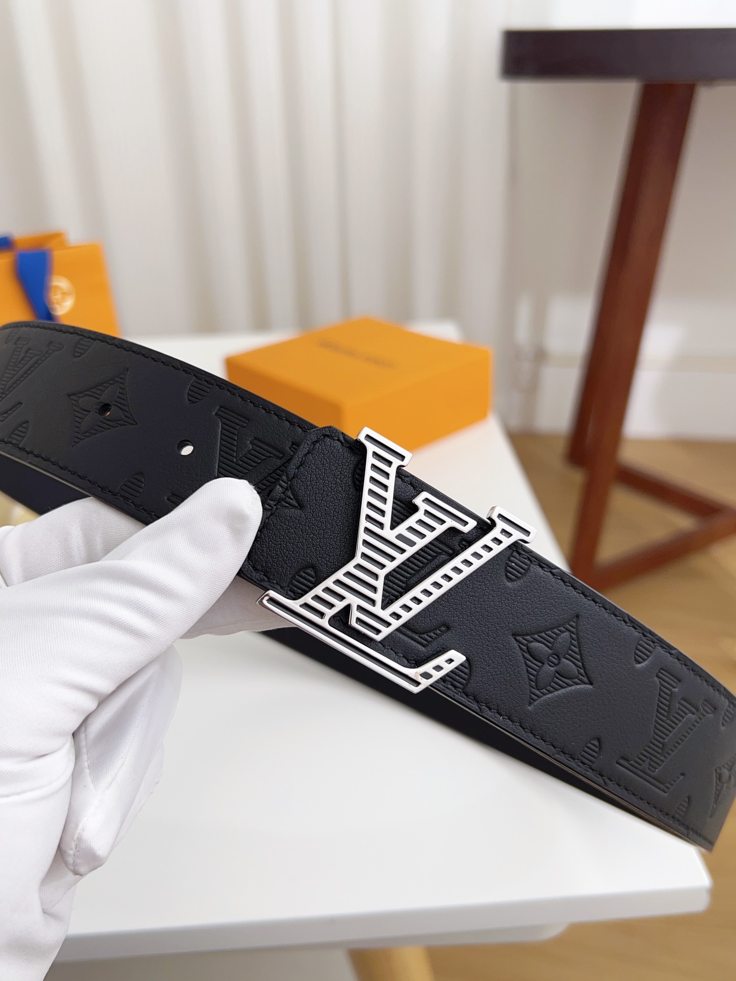 Louis Vuitton Basic Belt 40mm-l