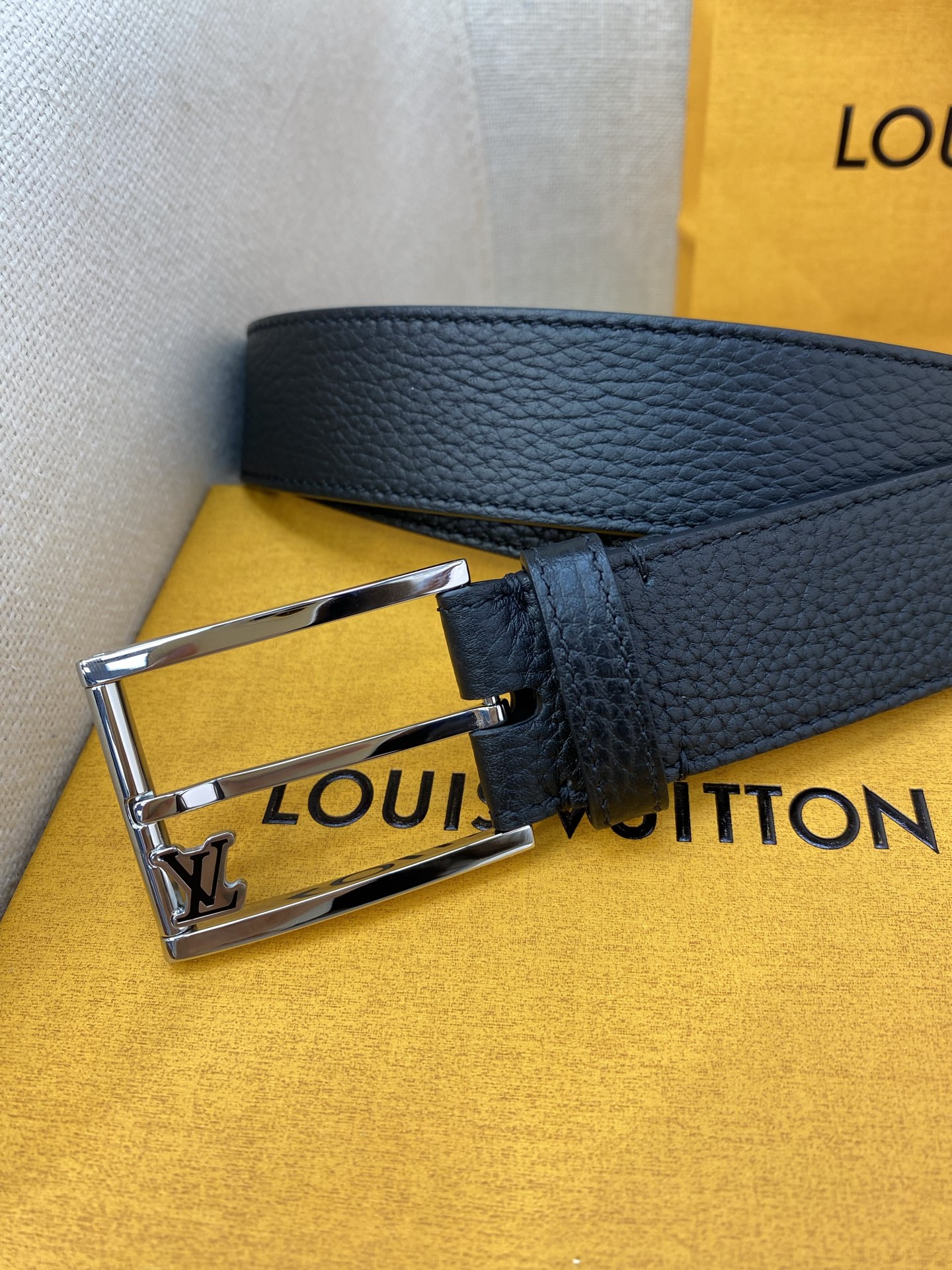 Louis Vuitton Male Basic Belt 13514-l