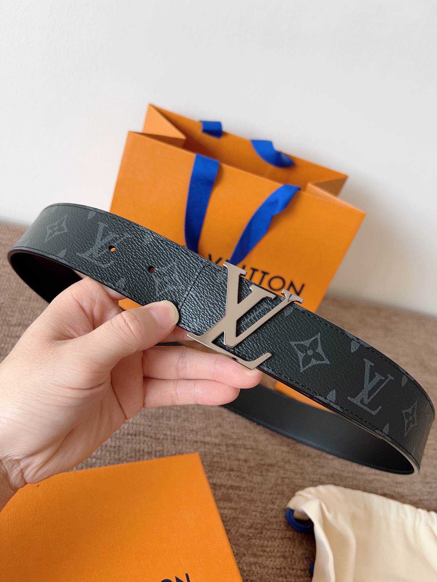 Louis Vuitton Basic Belt L