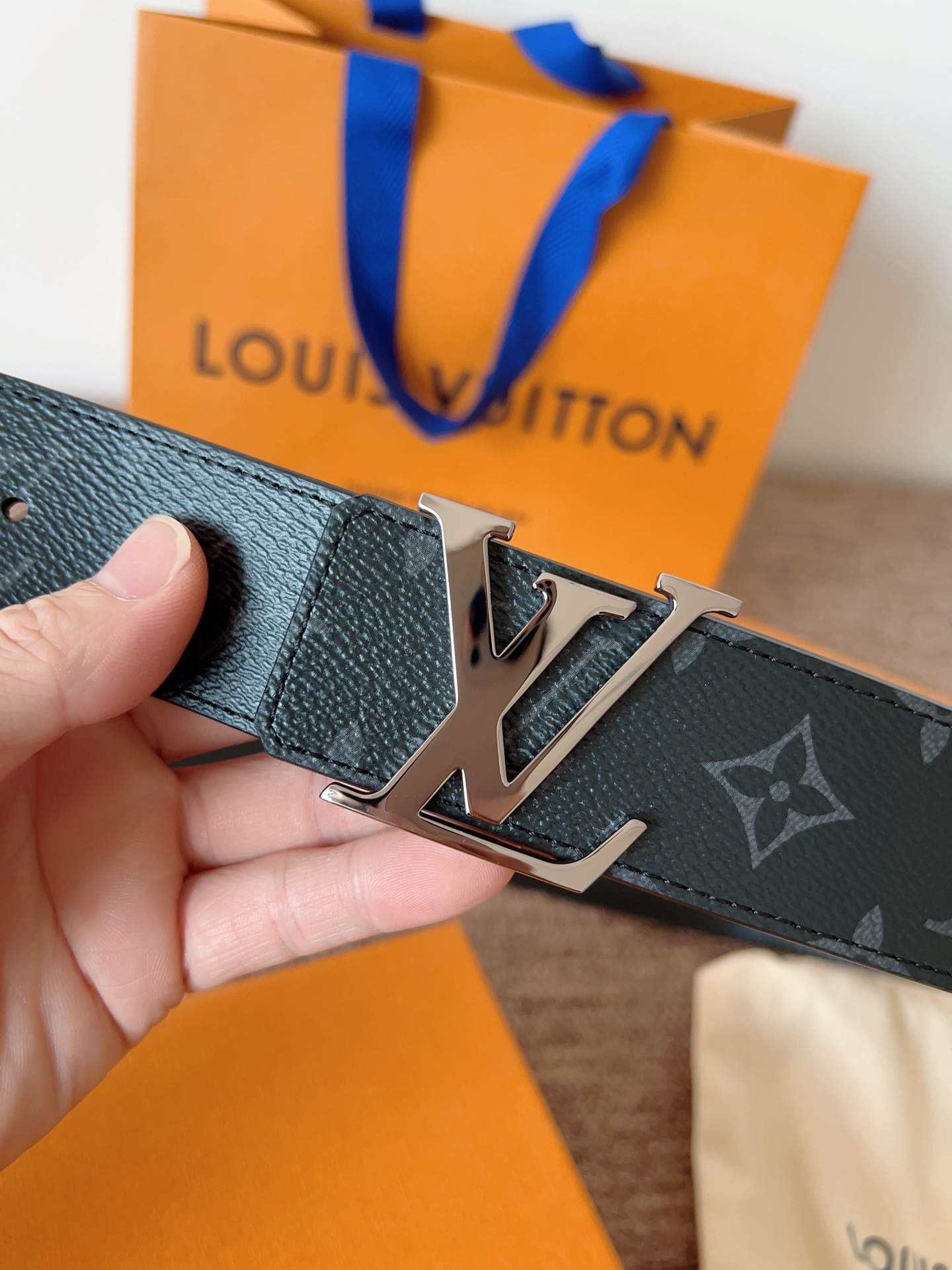 Louis Vuitton Basic Belt L