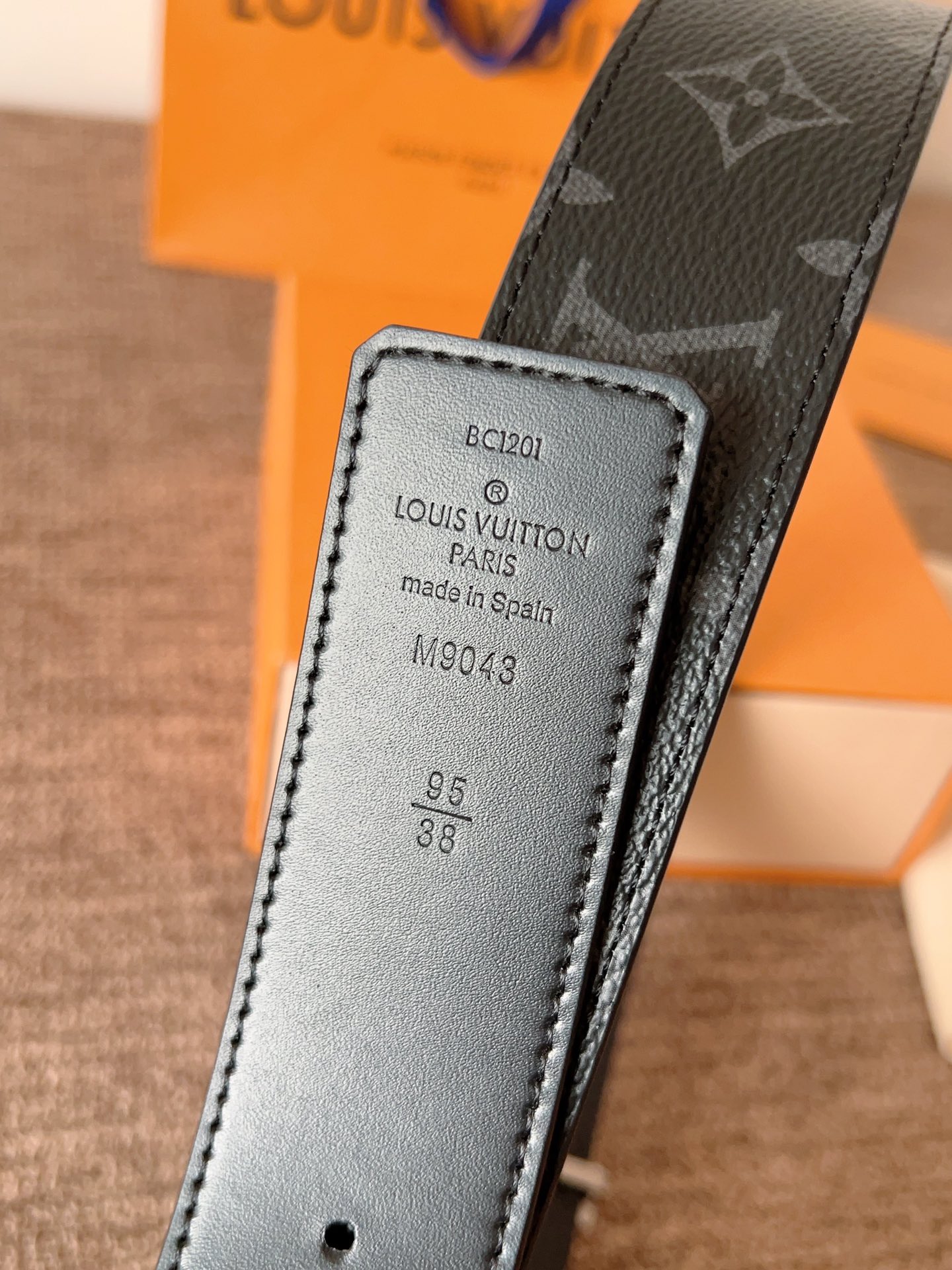 Louis Vuitton Basic Belt L