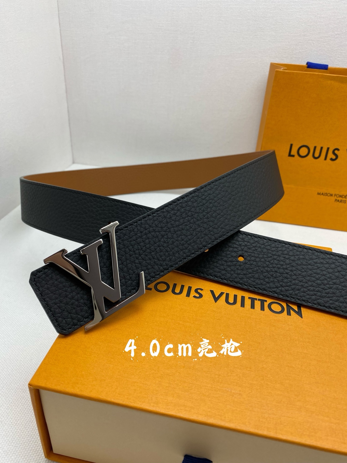 Louis Vuitton Basic Belt M-l