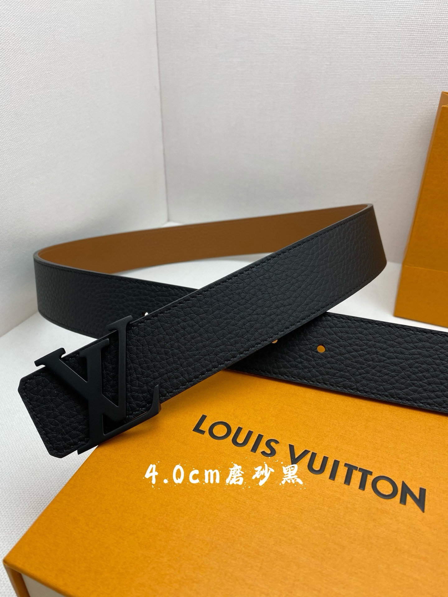 Louis Vuitton Basic Belt M-l