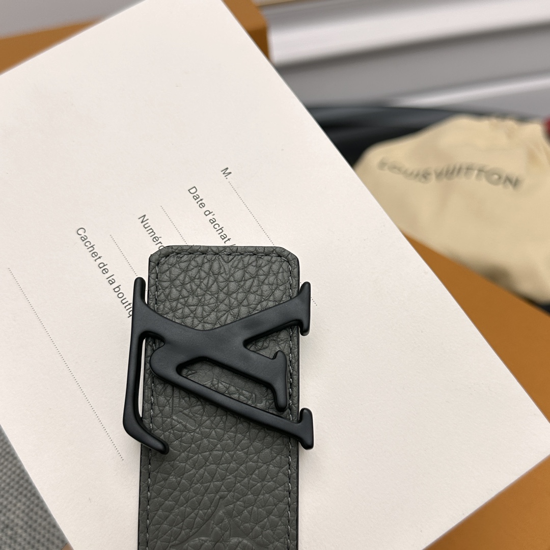 Louis Vuitton Male Basic Belt Cow Leather M-l