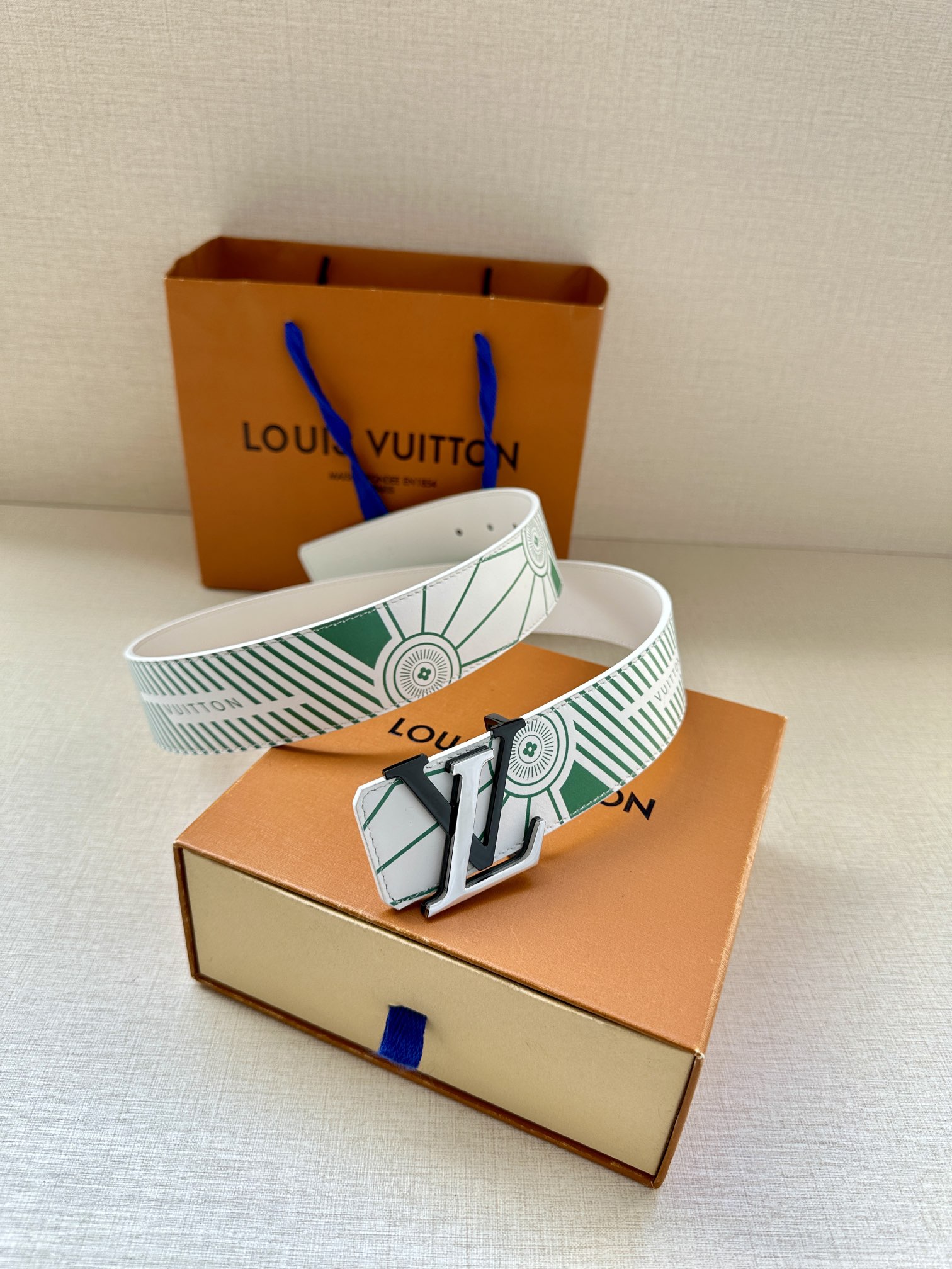 Louis Vuitton Male Basic Belt Cow Leather S-m-l