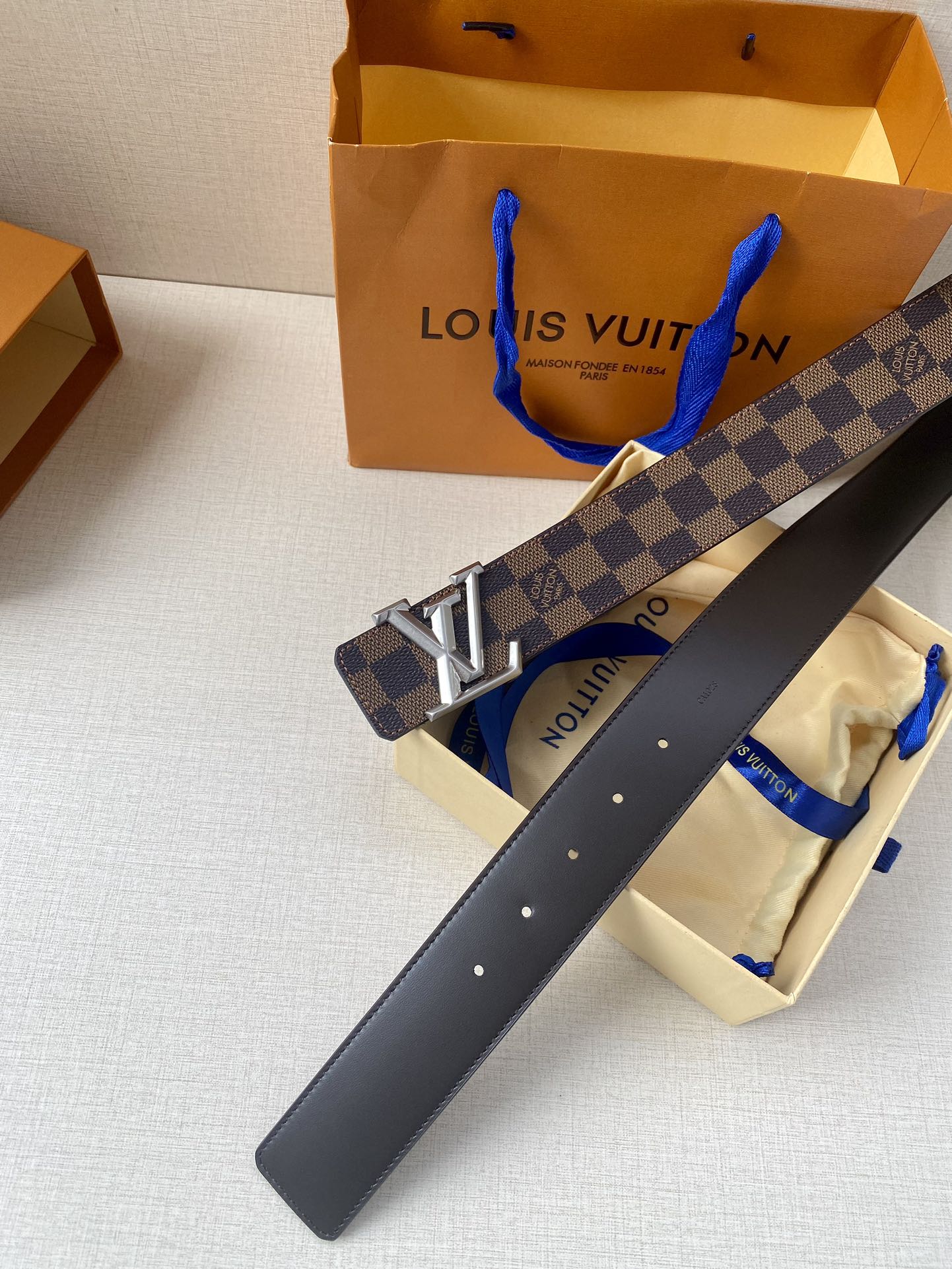 Louis Vuitton Male Basic Belt Cow Leather S-m-l