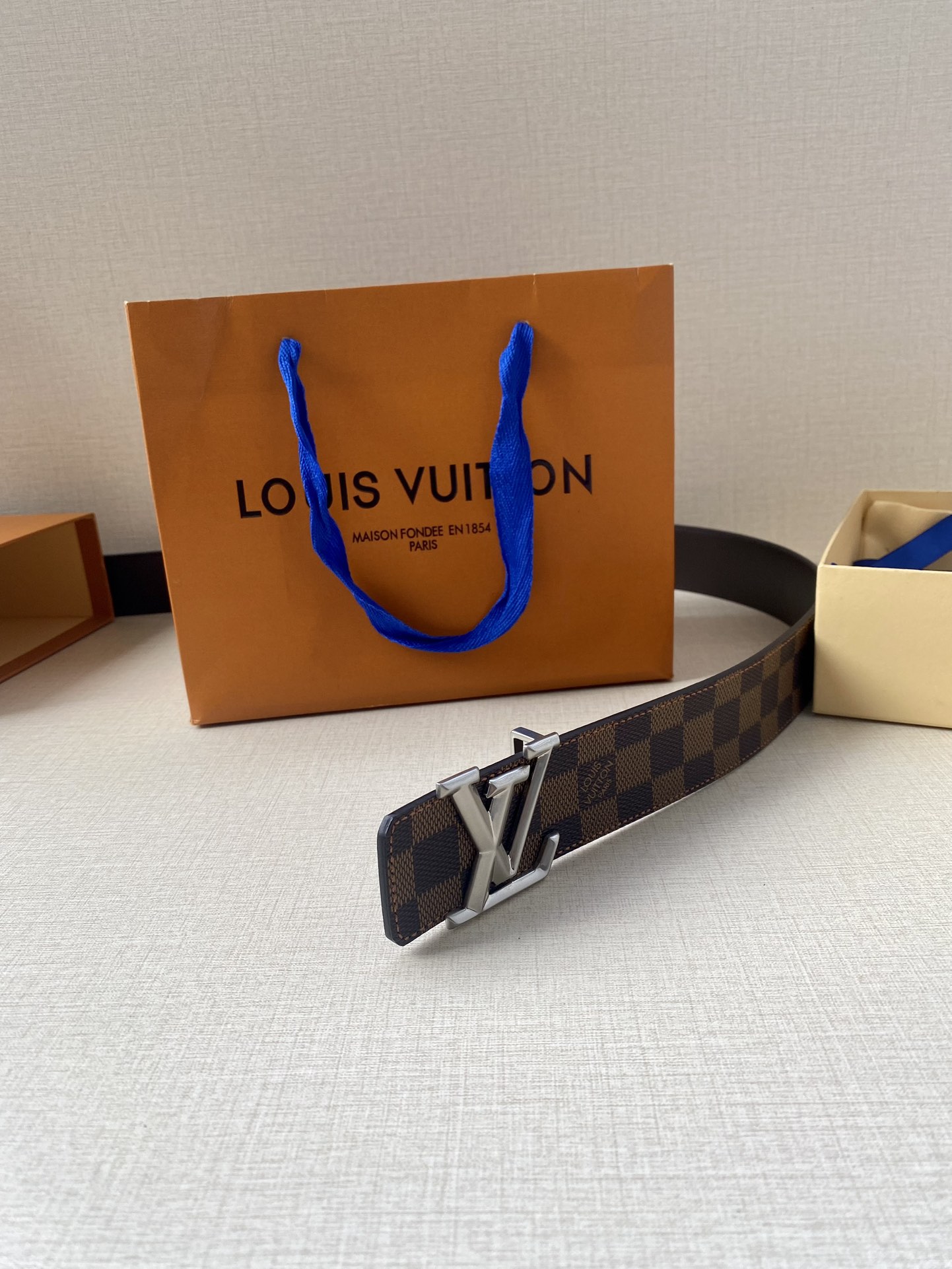 Louis Vuitton Male Basic Belt Cow Leather S-m-l