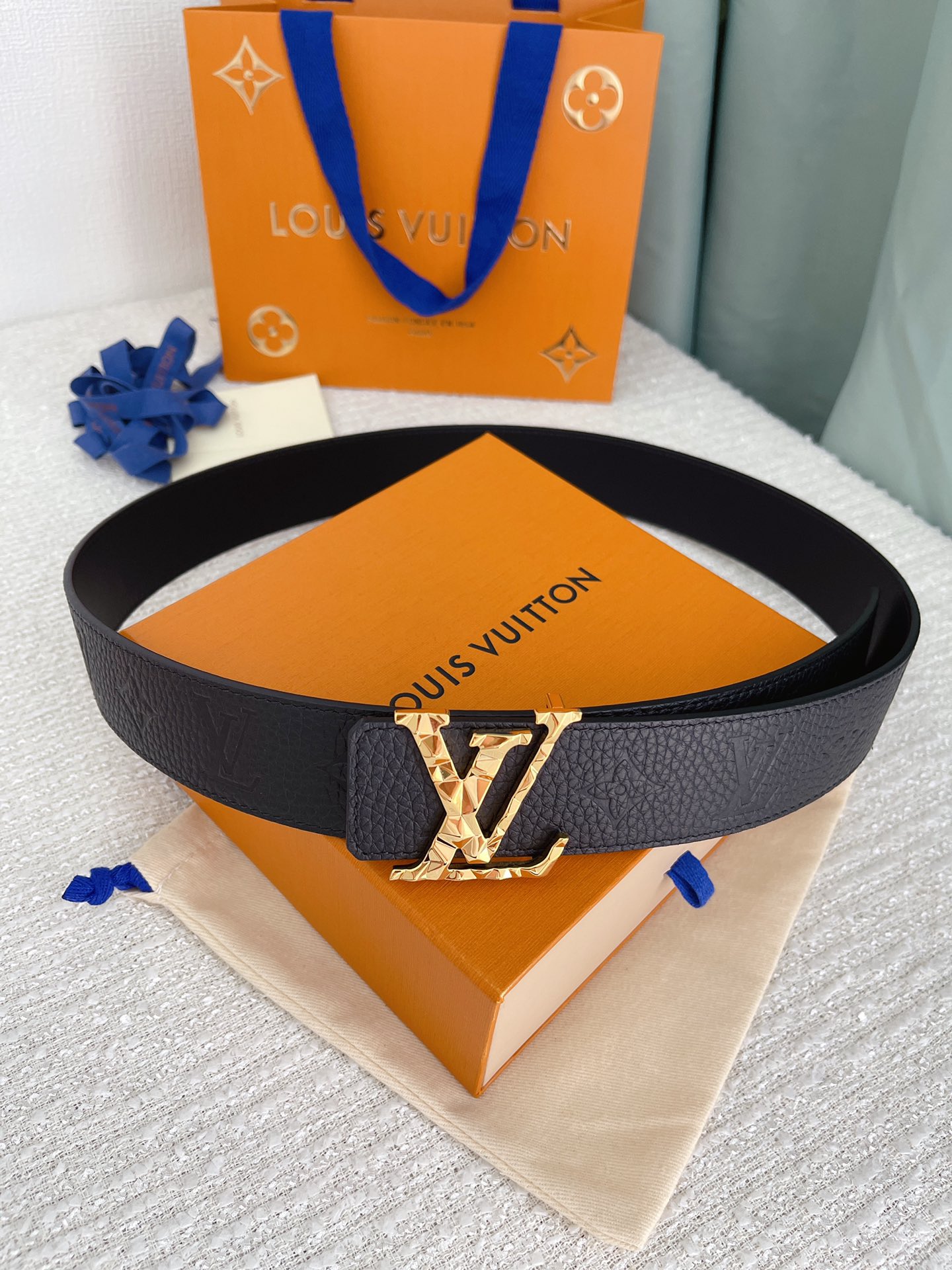 Louis Vuitton Male Leather Belt Cow Leather S-l