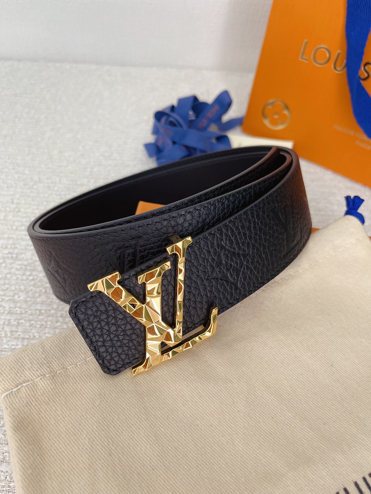 Louis Vuitton Male Leather Belt Cow Leather S-l