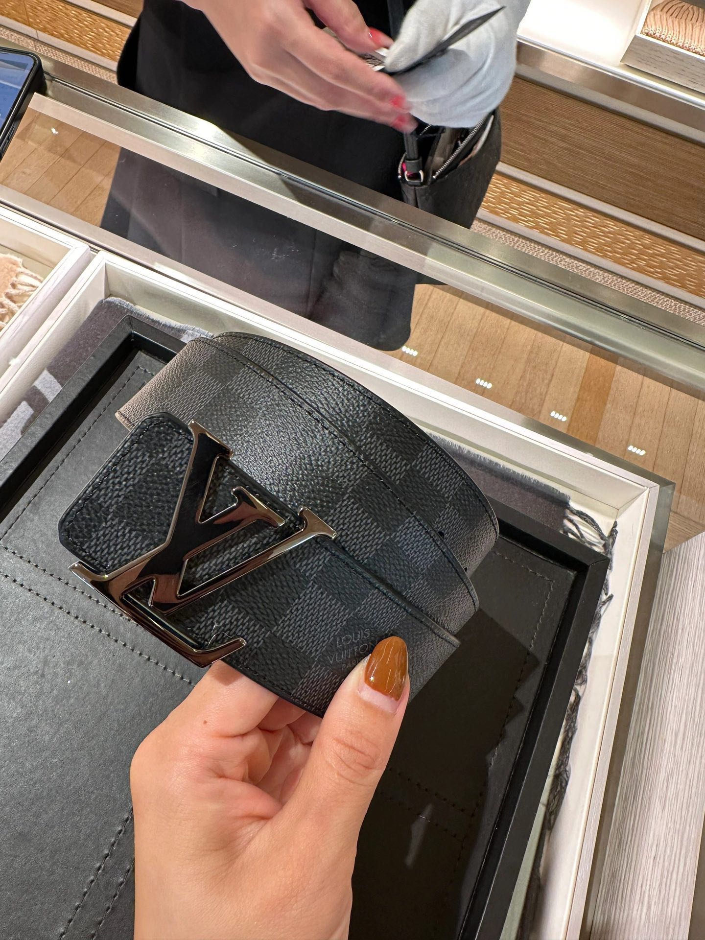 Louis Vuitton Male Basic Belt Black L