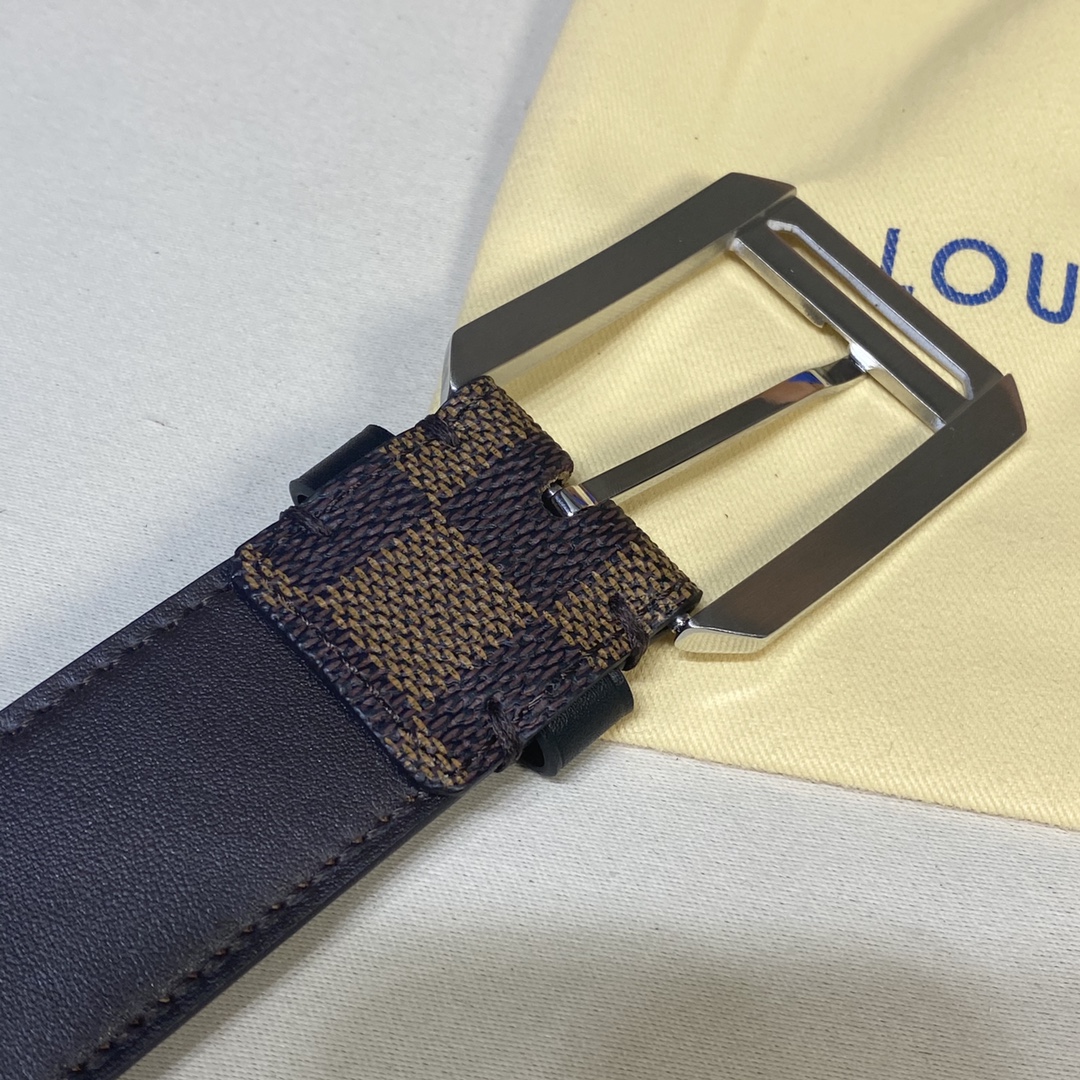 Louis Vuitton Male Leather Belt Cow Leather L
