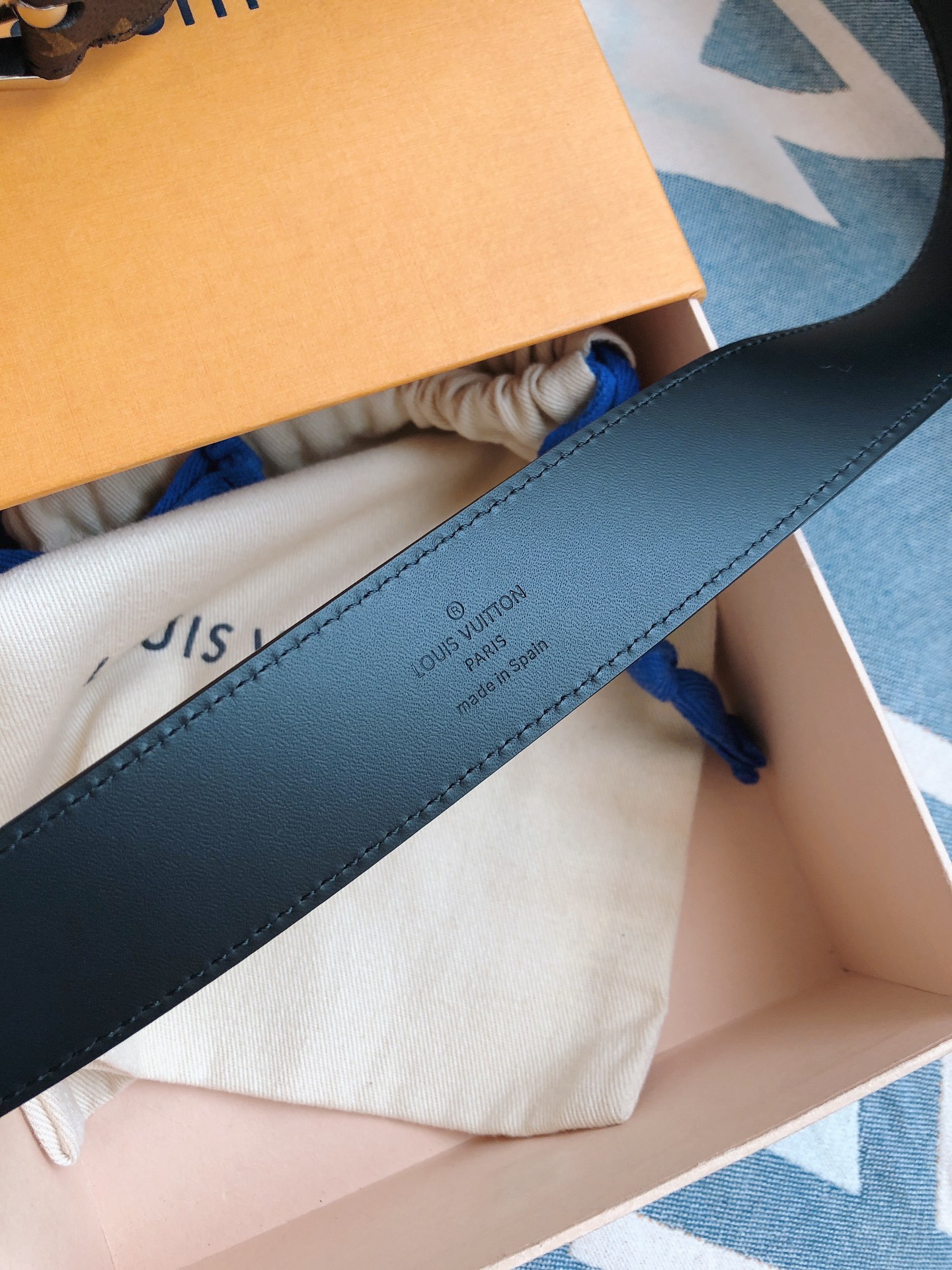 Louis Vuitton Leather Belt 35mm-l