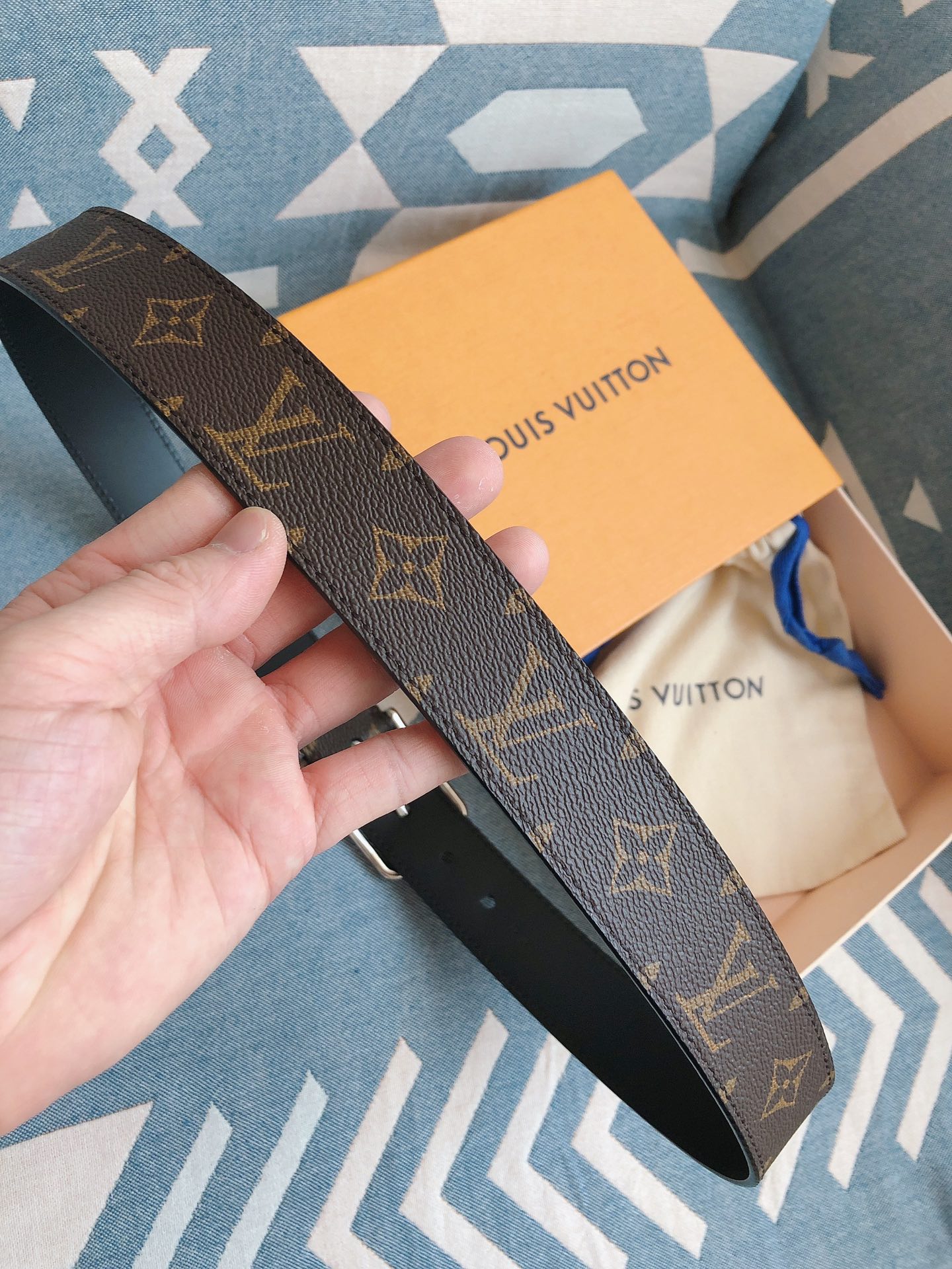 Louis Vuitton Leather Belt 35mm-l