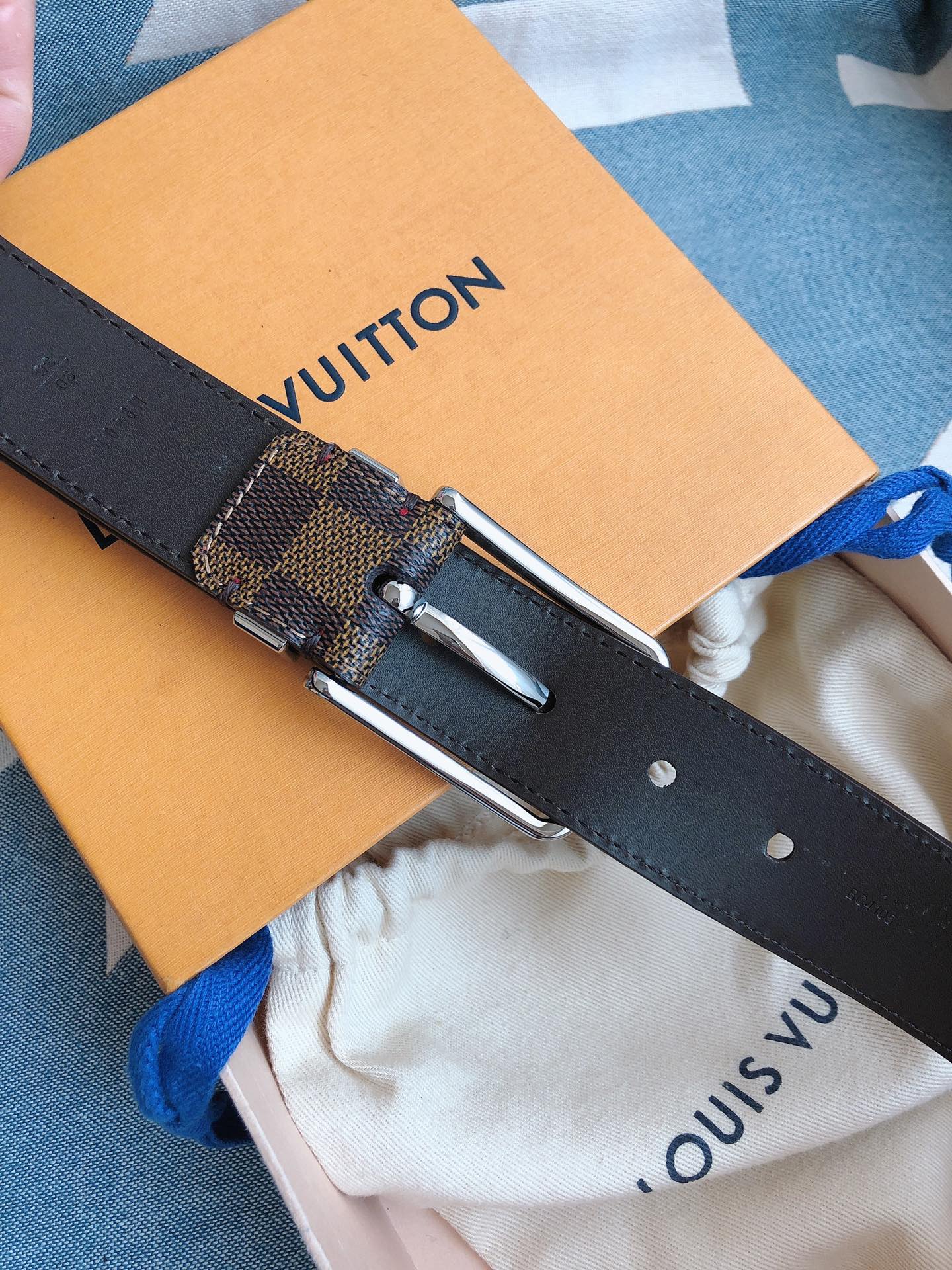 Louis Vuitton Leather Belt 35mm-l