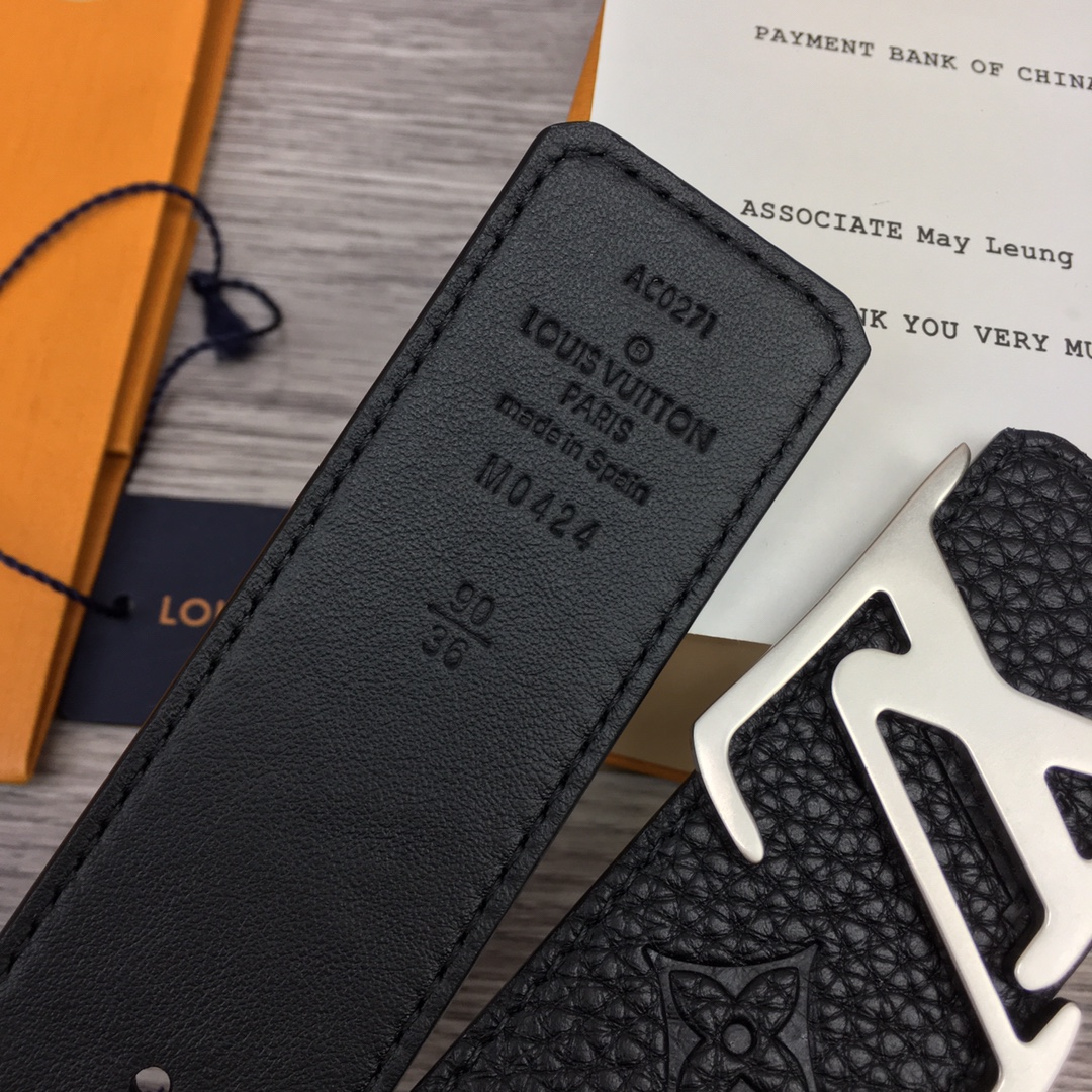 Louis Vuitton Leather Belt Top Grain Leather M-l