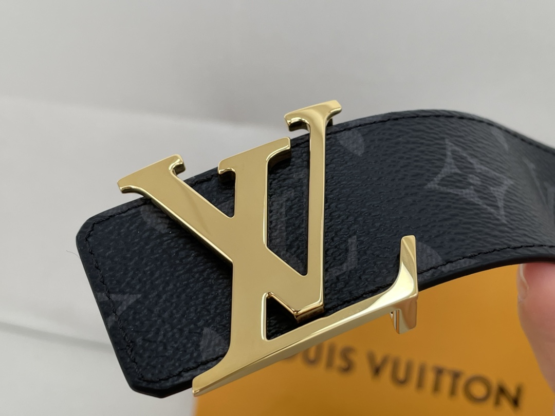 Louis Vuitton Basic Belt Gold L
