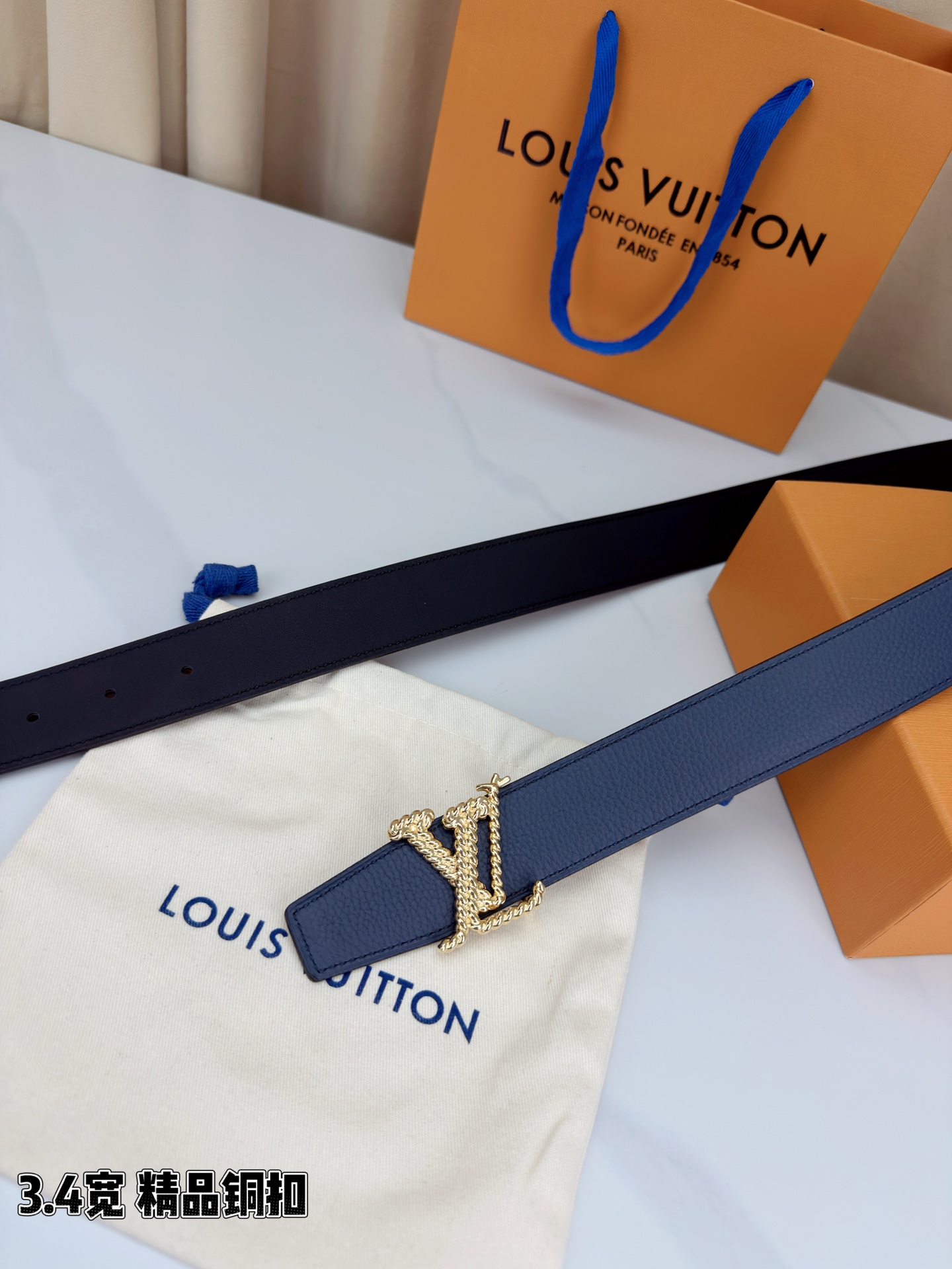 Louis Vuitton Leather Belt Top Grain Leather M-l