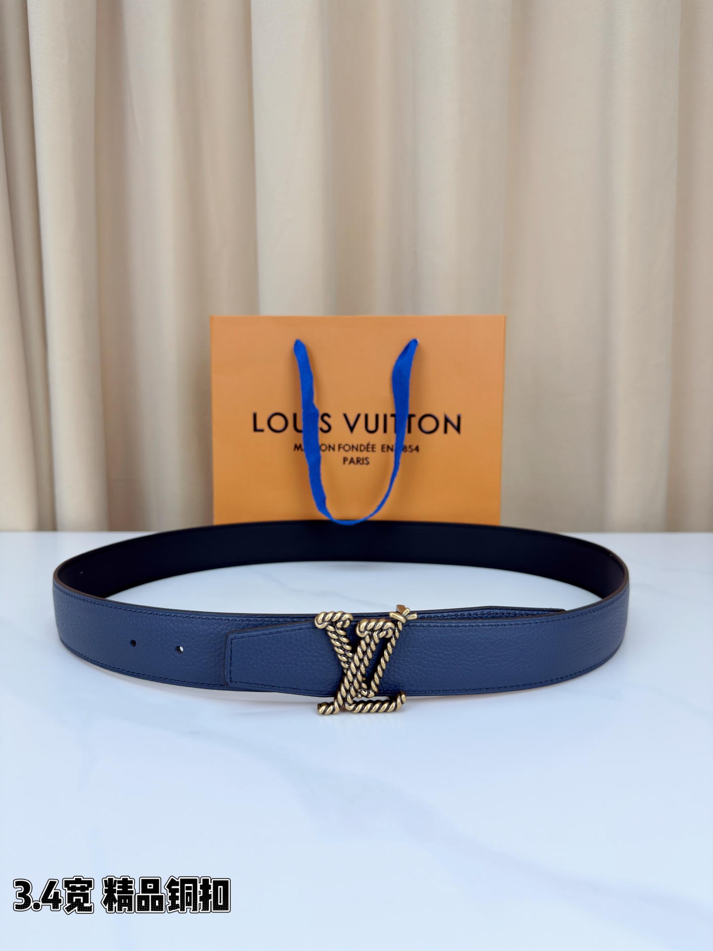 Louis Vuitton Leather Belt Top Grain Leather M-l