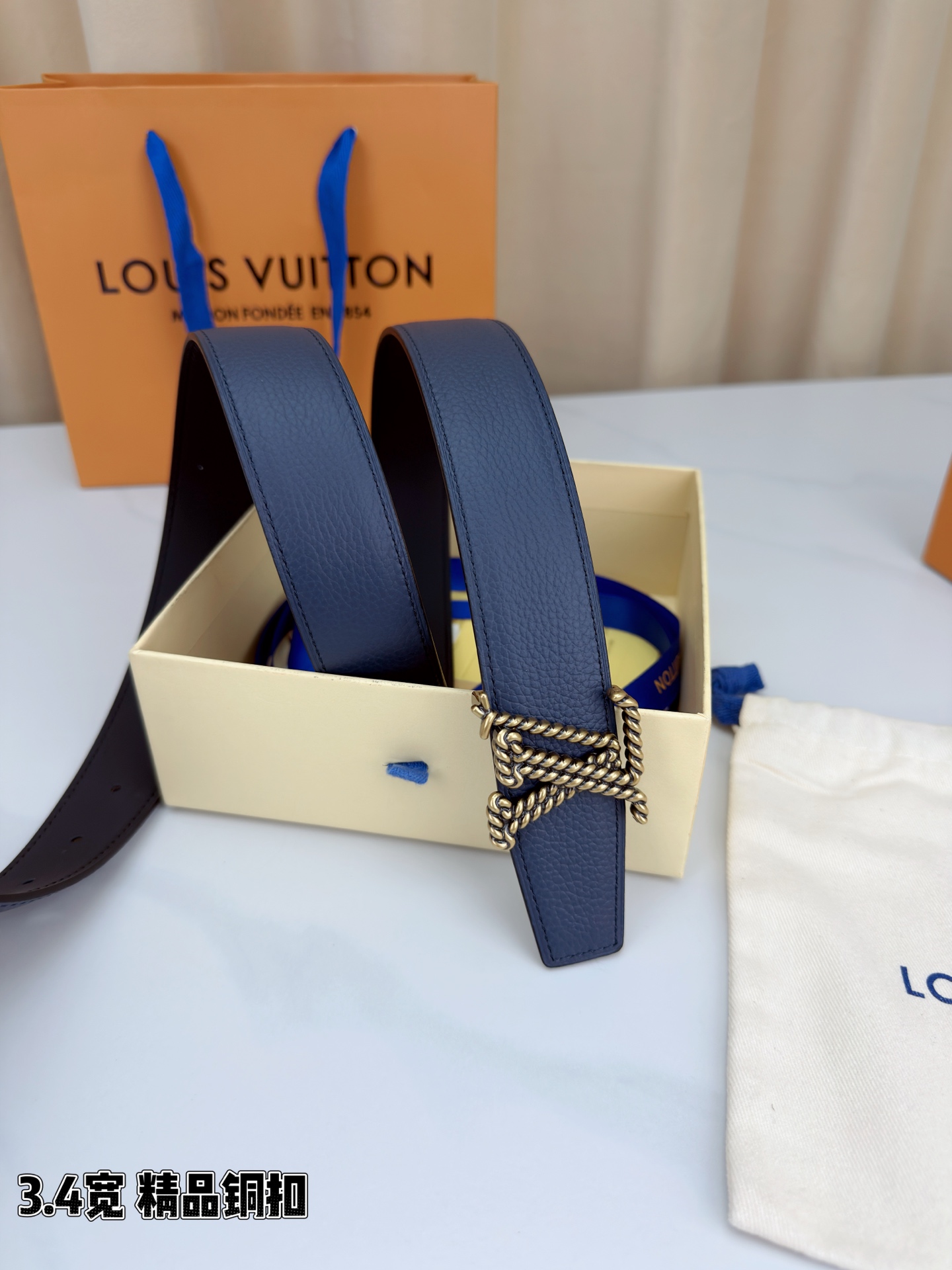 Louis Vuitton Leather Belt Top Grain Leather M-l